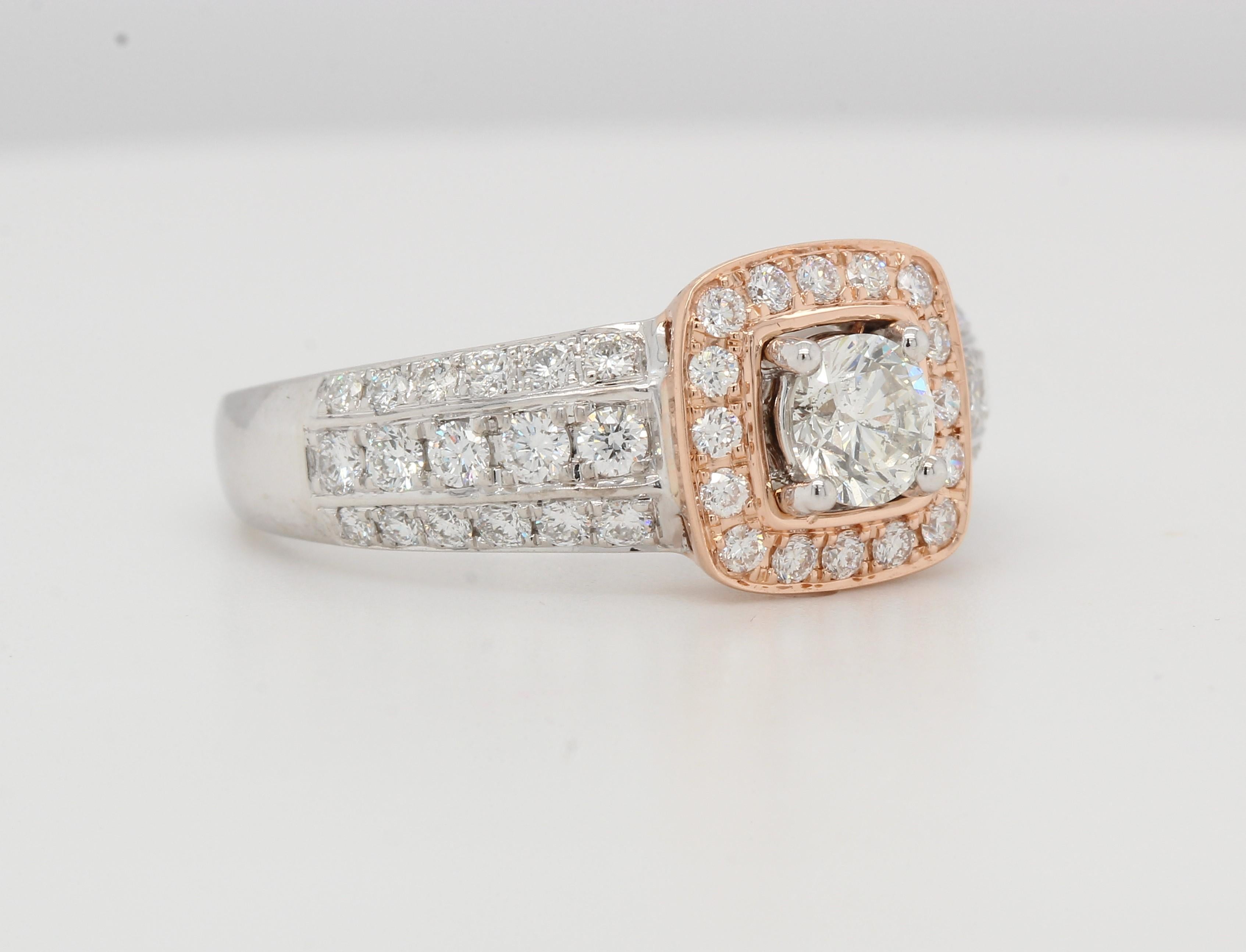 Round Cut 1.05 Carat Diamond Wedding Ring in 18 Karat Gold For Sale