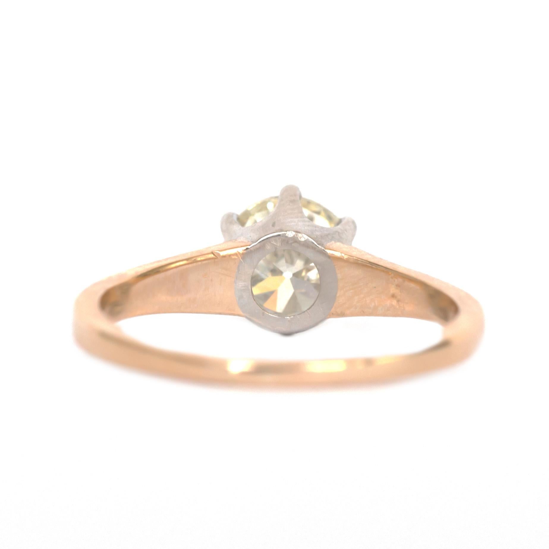1.05 Carat Diamond Yellow Gold and Platinum Engagement Ring In Good Condition For Sale In Atlanta, GA