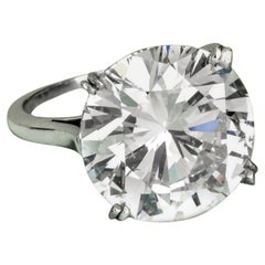 Bague à diamant rond de 10,5 carats F SI  Certifié GIA  Brillance intemporelle f