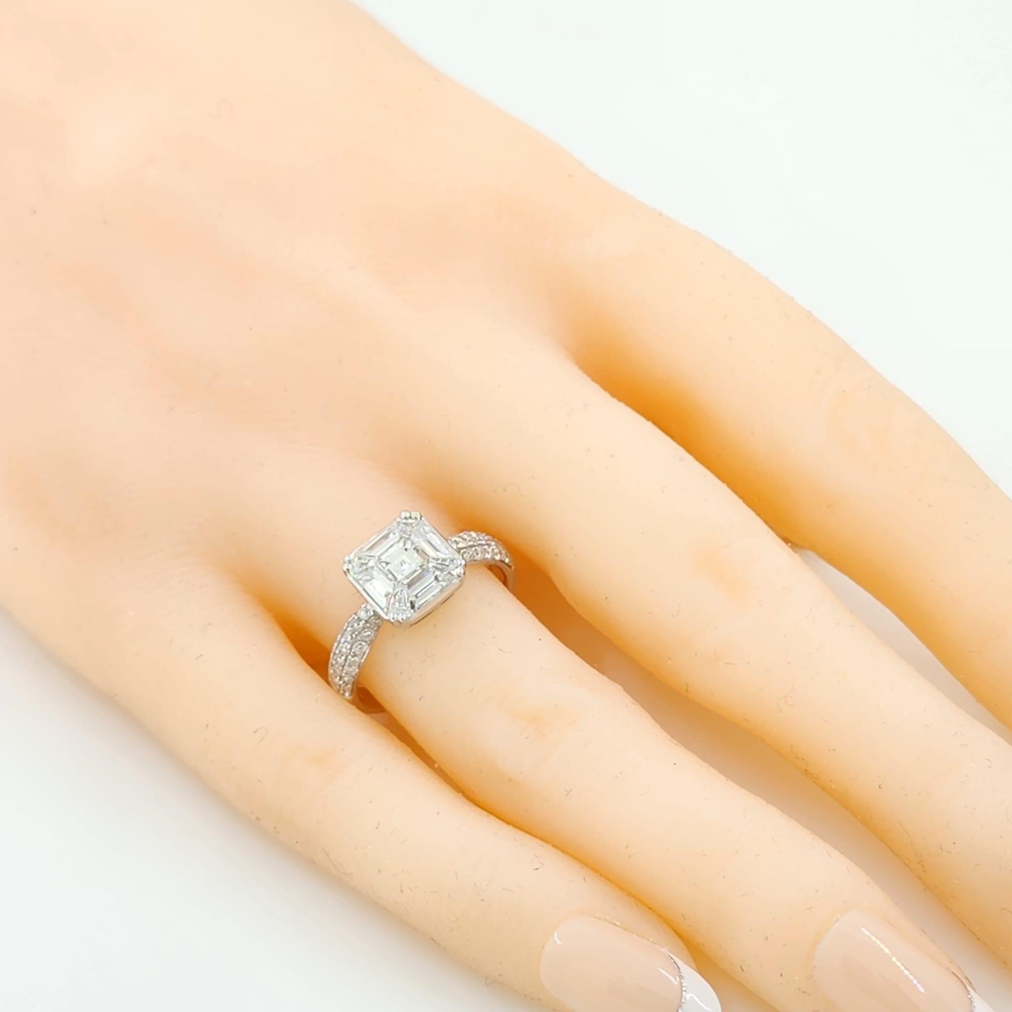 Contemporary 1.05 Carat Illusion Setting Diamond Ring in 18 Karat White Gold For Sale