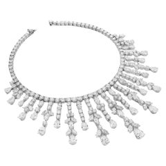 Collar de diamantes en forma de pera y marquesa Magnífico Brillante de 105 quilates