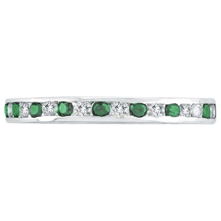 1.05 Carat Natural Diamond and Emerald Eternity Channel Ring Band 14 Karat Gold For Sale