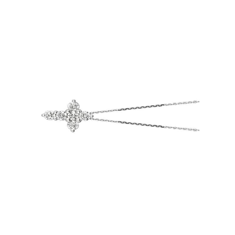 Contemporary 1.05 Carat Natural Diamond Cross Pendant Necklace 14 Karat White Gold G SI Chain For Sale