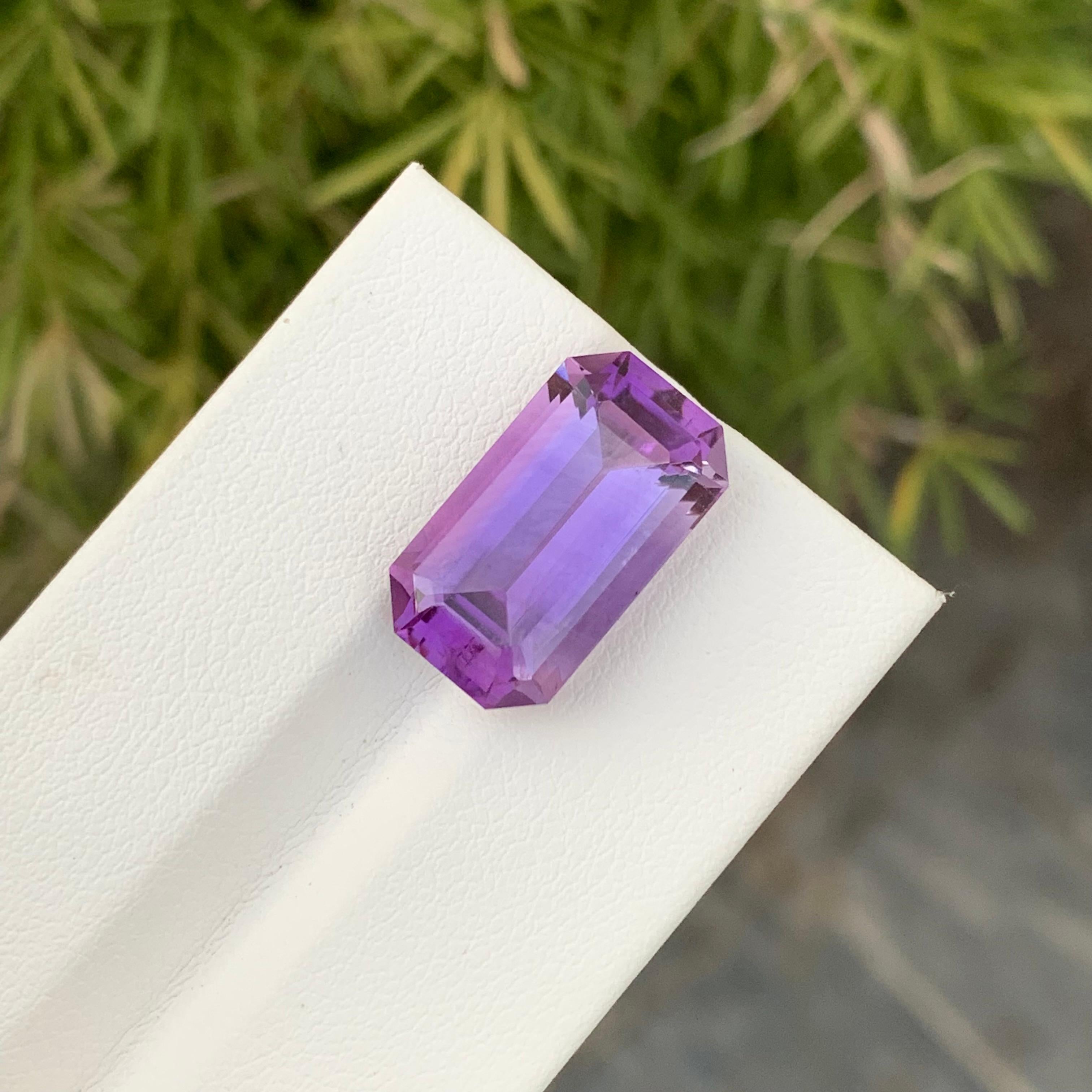 10.5 Quilates Amatista Natural Suelta Forma Esmeralda Gema Para Collar Joyería en Nuevo estado para la venta en Peshawar, PK