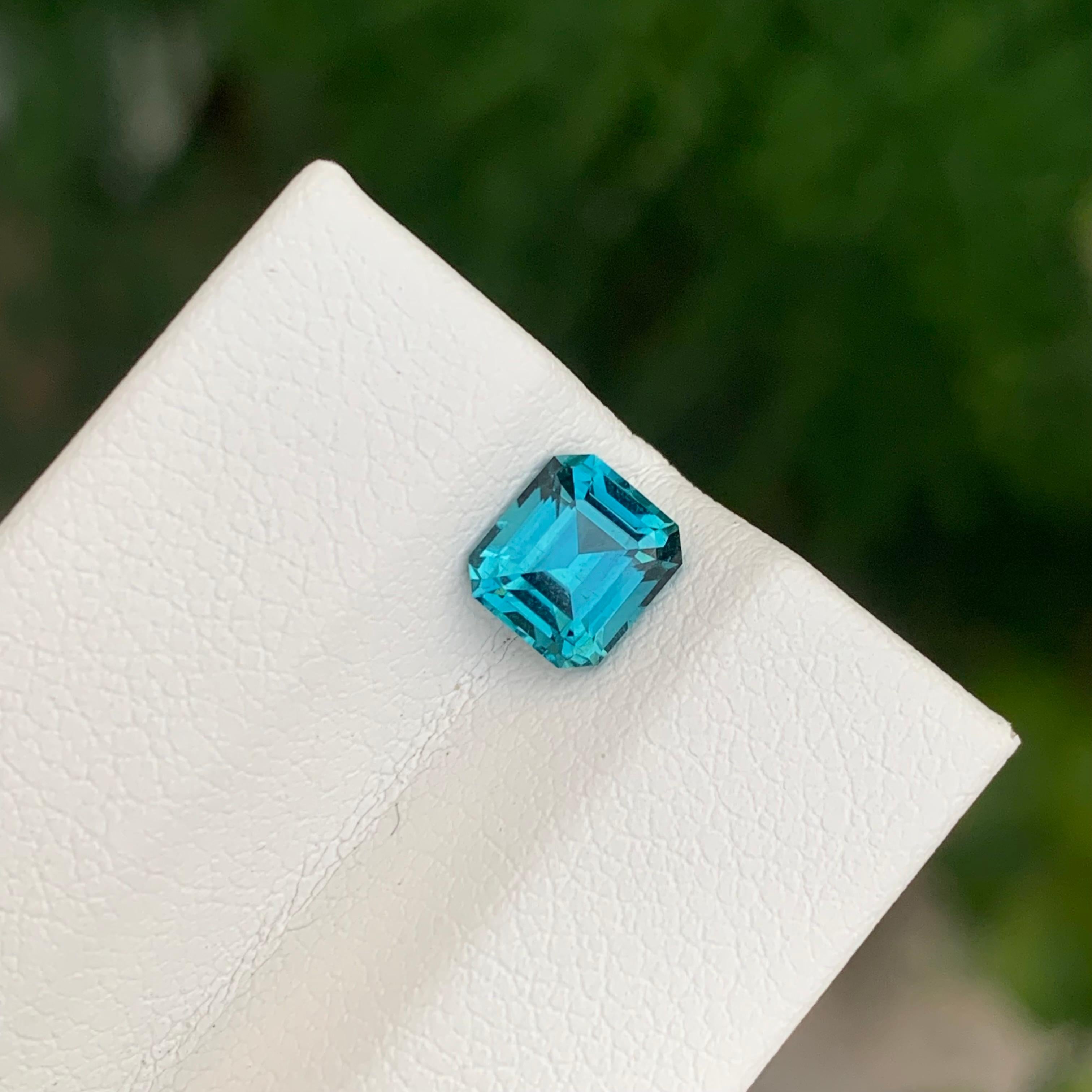 Taille Asscher Tourmaline bleue naturelle non sertie de 1,05 carat en forme d'asscher en vente
