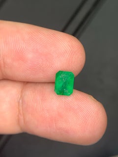 1.05 Carat Natural Loose Emerald Gemstone From Swat Valley, Pakistan