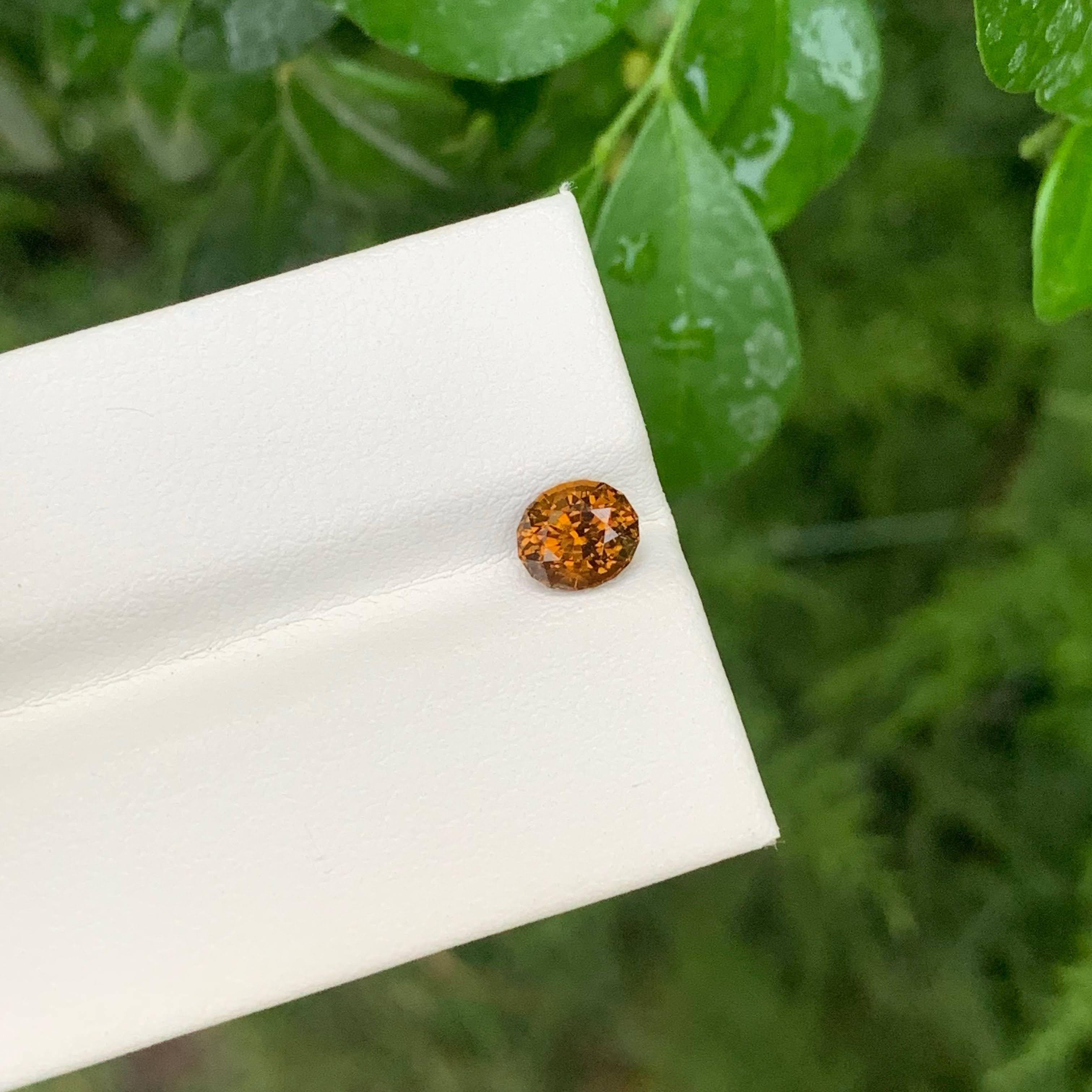 1.05 Carat Natural Loose Orange Brown Mali Garnet Stone Oval Cut Gemstone (pierre précieuse de taille ovale) en vente 3