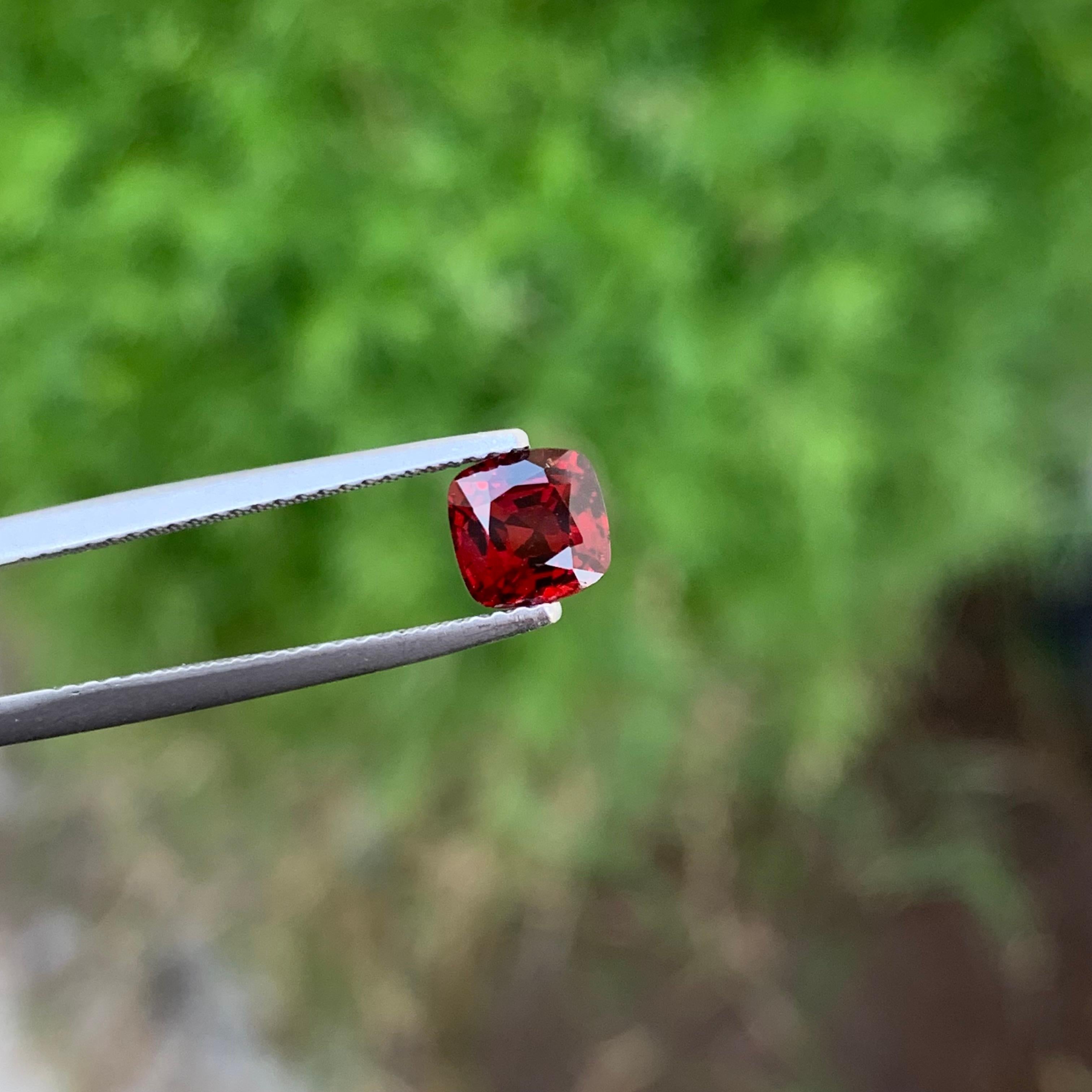 1.05 Carat Natural Loose Red Spinel Ring Gem From Myanmar Mine For Sale 1