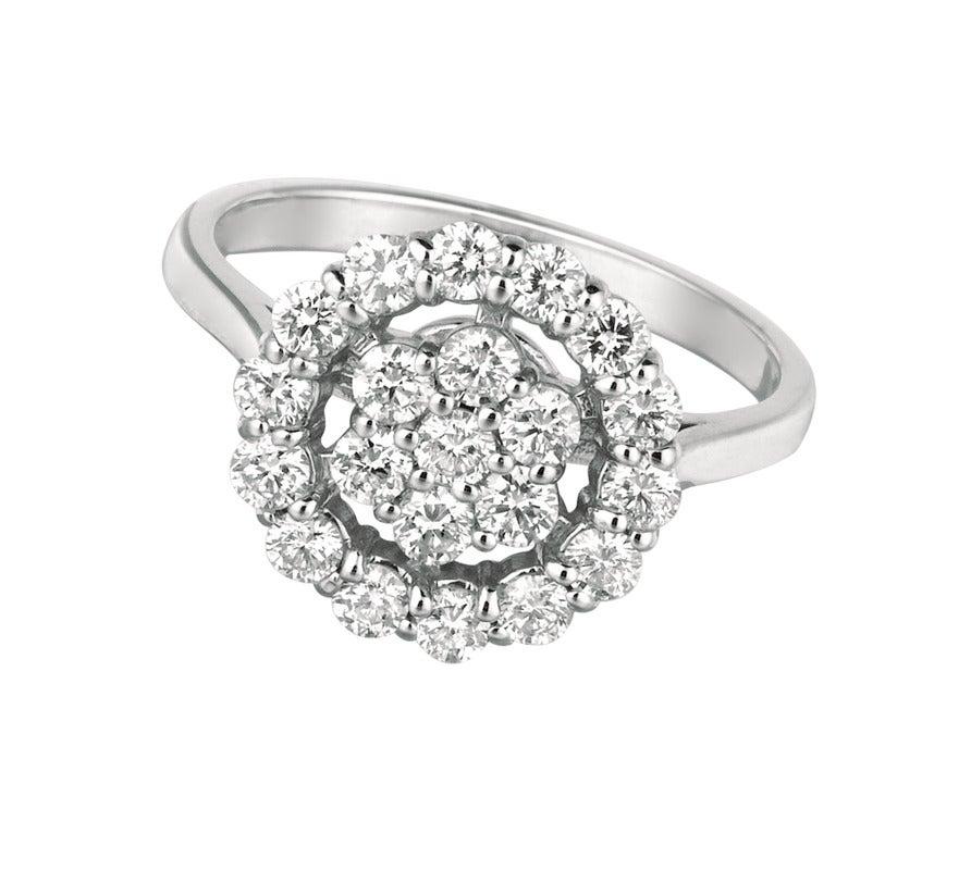 For Sale:  1.05 Carat Natural Round Cut Diamond Cluster Ring G SI 14 Karat White Gold 4