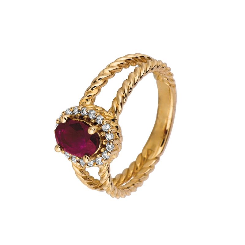 Contemporary 1.05 Carat Natural Ruby and Diamond Oval Ring 14 Karat Yellow Gold For Sale