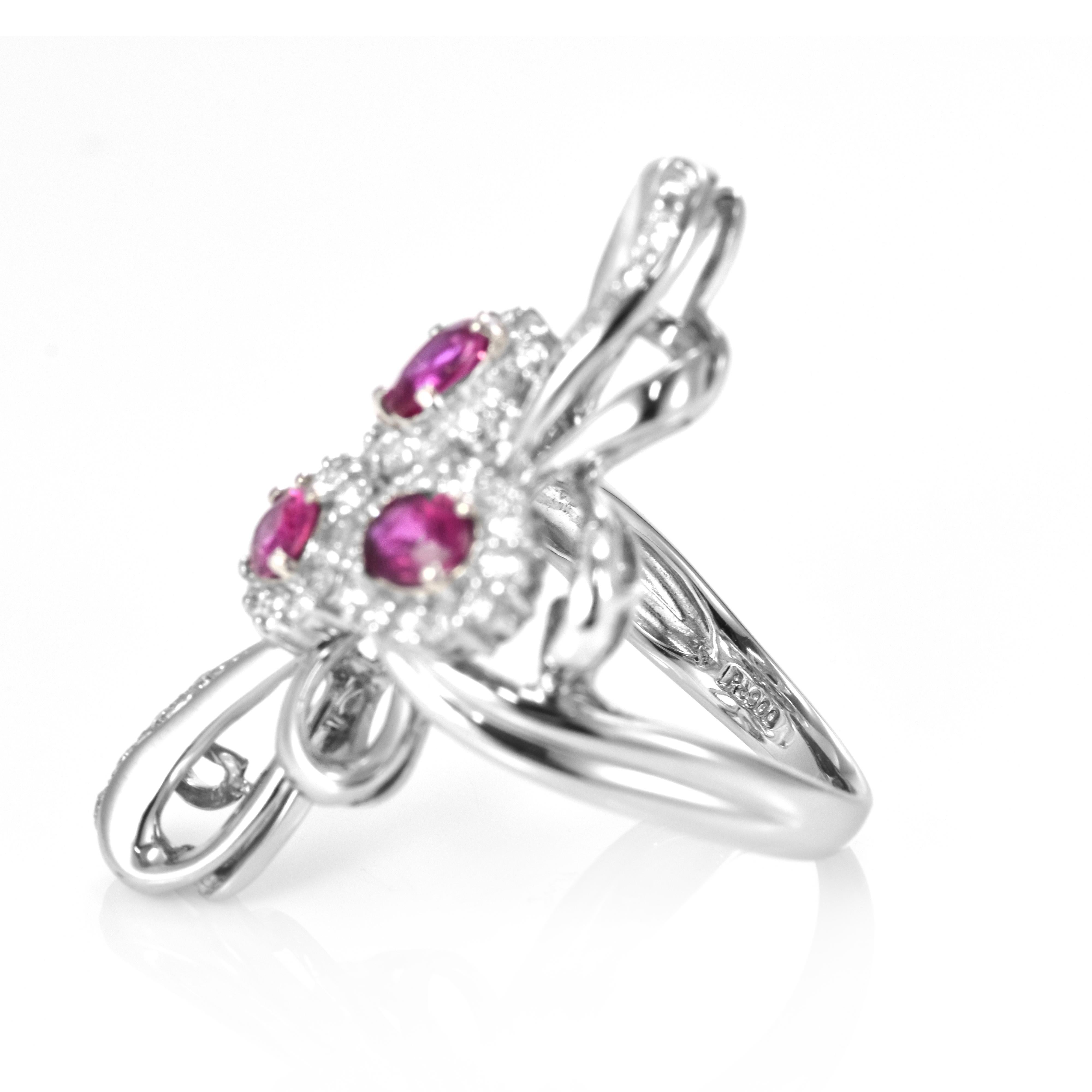 1.05 Carat Natural Unheated Rubies and Diamond Cocktail Ring made in Platinum For Sale 1