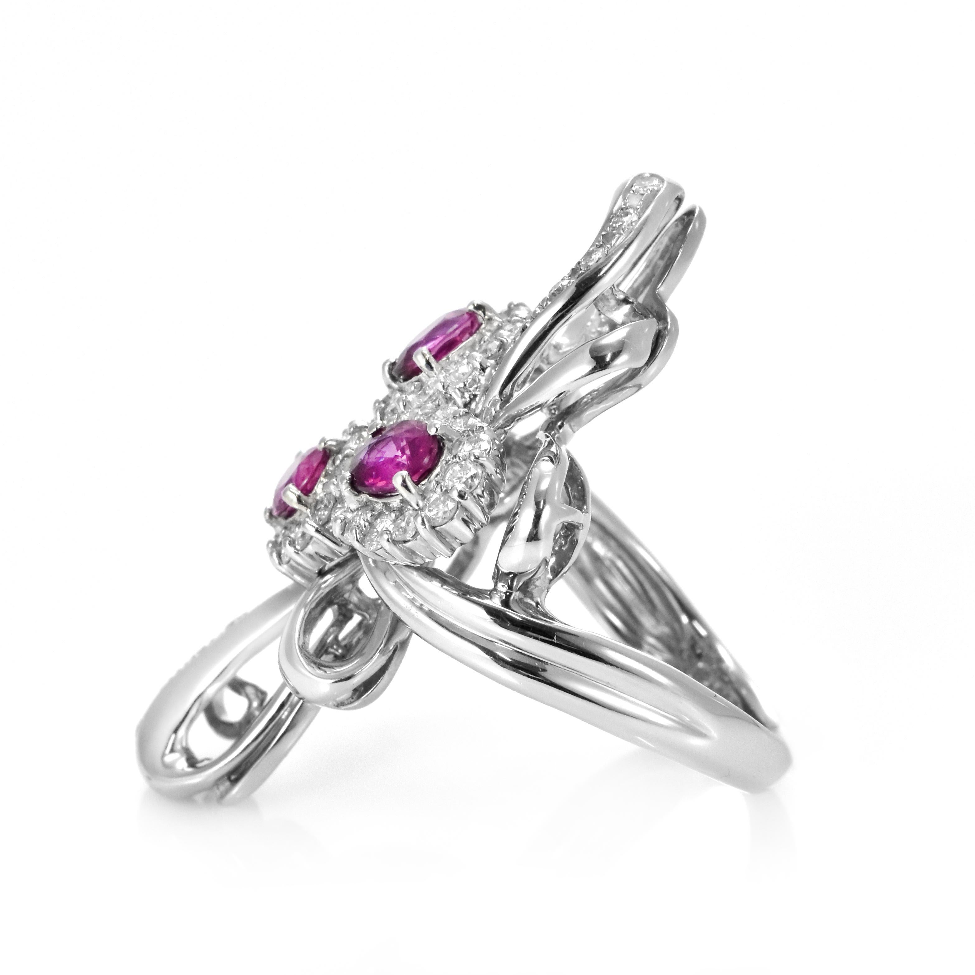 1.05 Carat Natural Unheated Rubies and Diamond Cocktail Ring made in Platinum For Sale 3