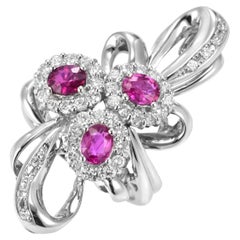 Bague cocktail en platine, rubis naturel non chauffé et diamants de 1,05 carat