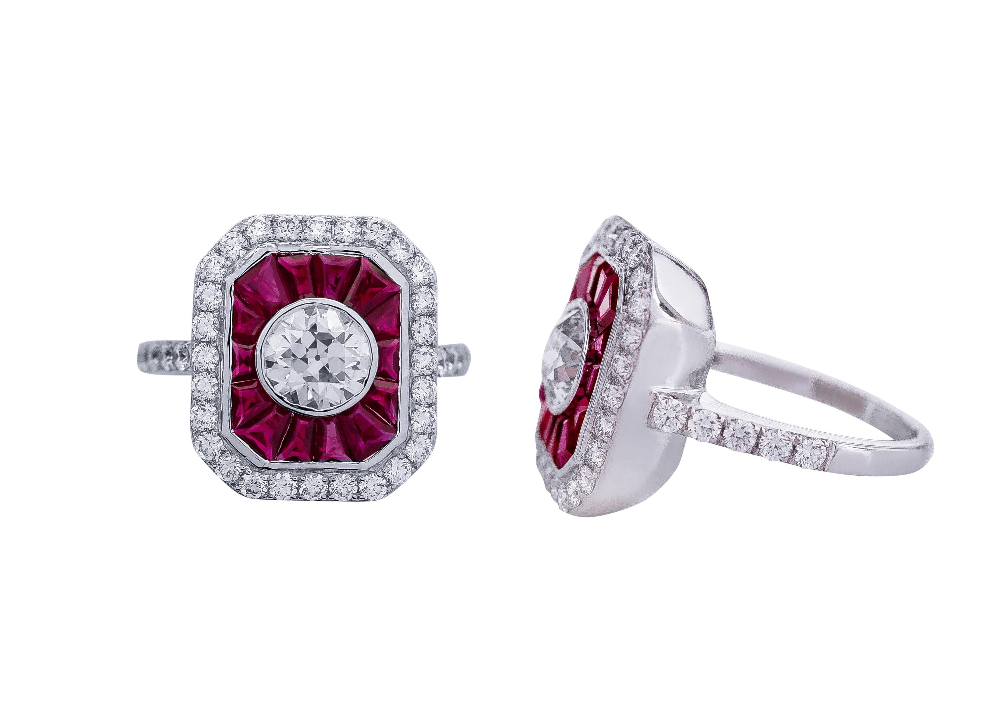 1.05 Carat Old European Cut Diamond with Ruby Statement Ring in 18 Karat Gold In New Condition For Sale In Jaipur, IN