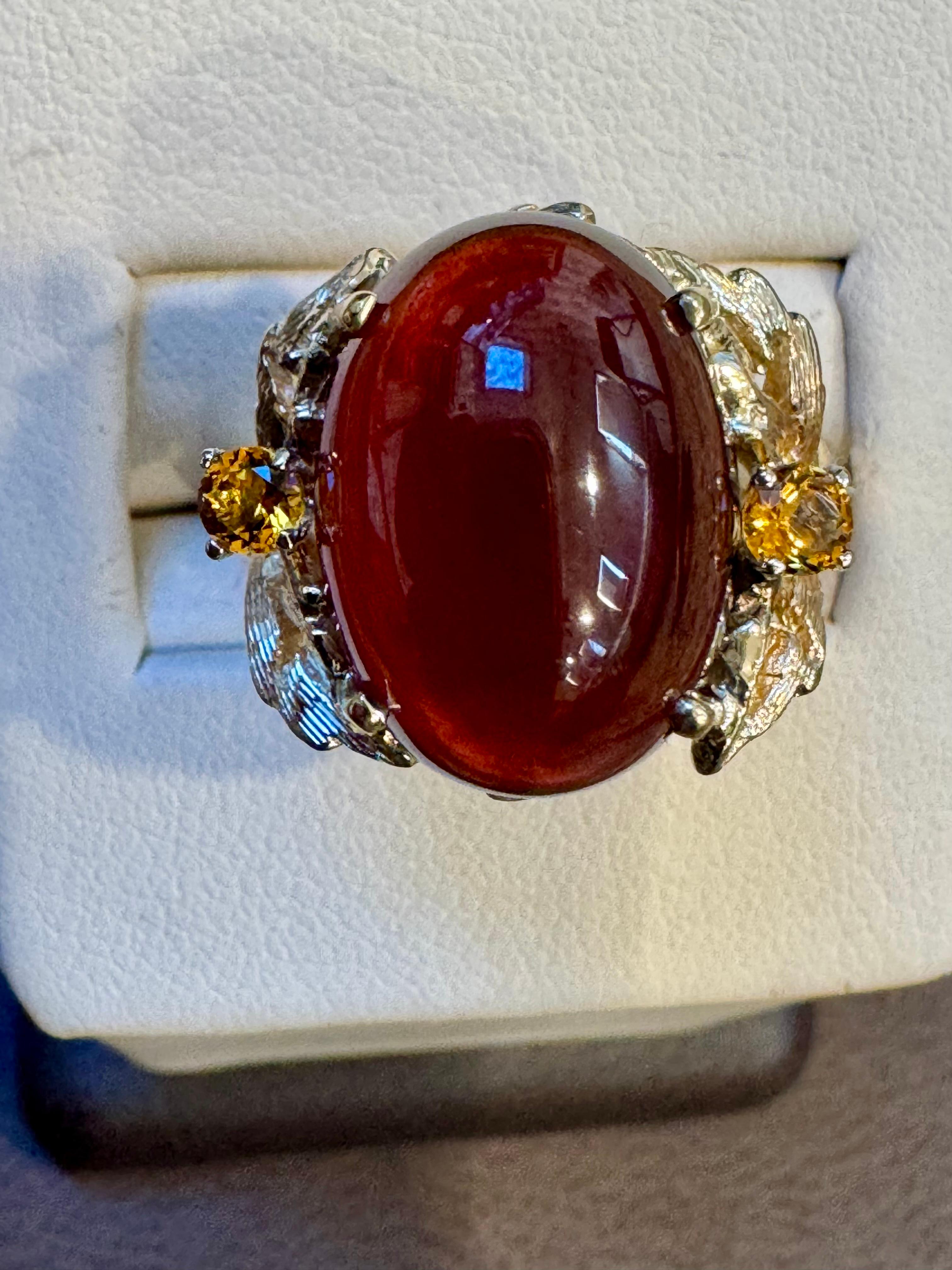 Bague cocktail vintage en or jaune 14 carats avec grenat ovale cabochon de 10,5 carats en vente 6
