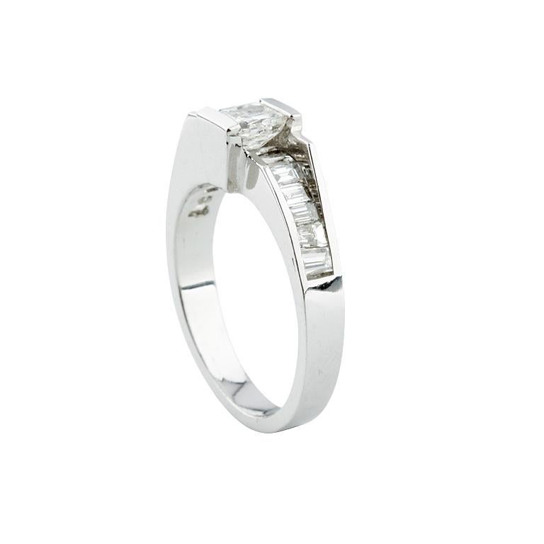 Princess Cut 1.05 Carat Radiant and Baguette Diamond 18 Karat White Gold Engagement Ring For Sale
