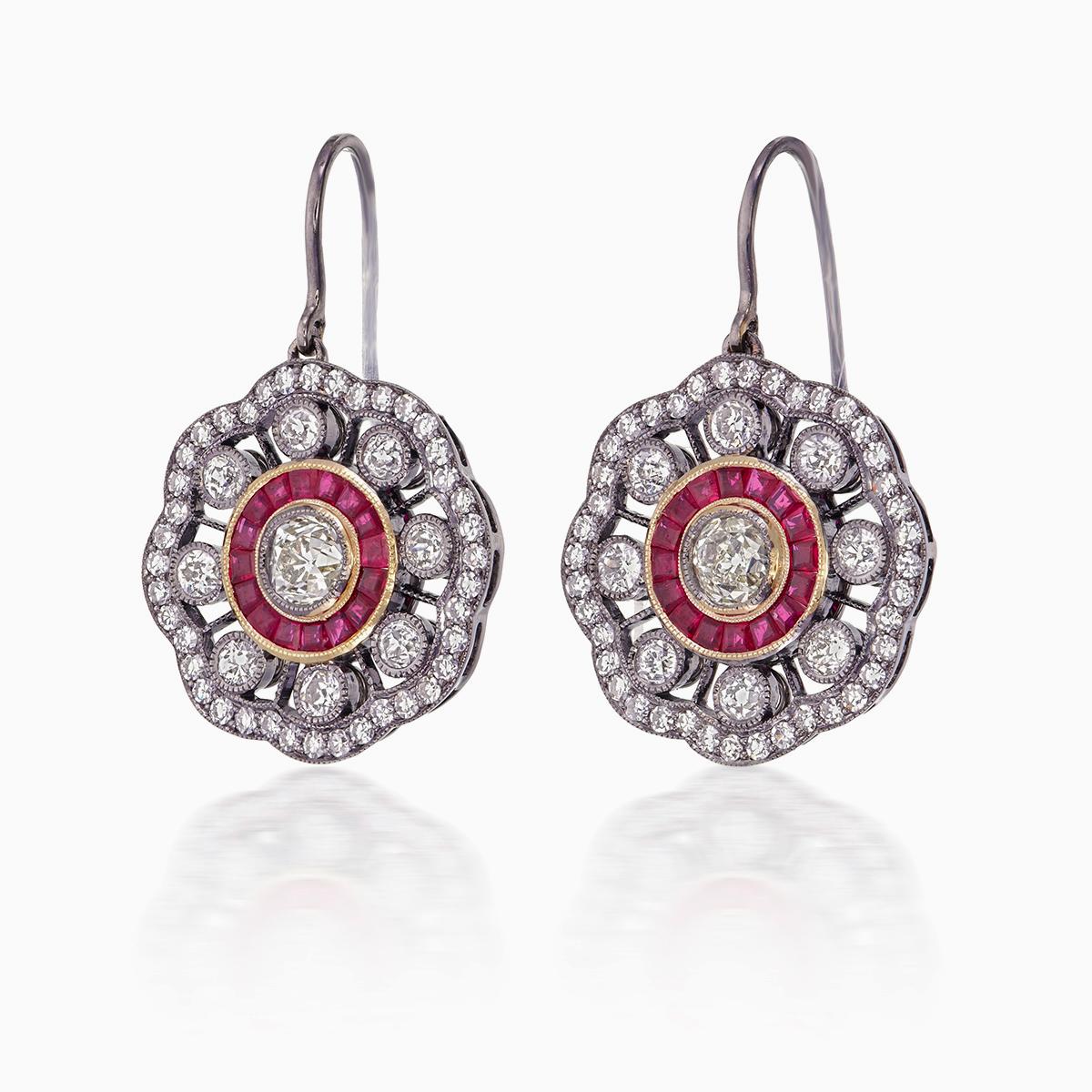 Old European Cut 1.05 Carat Ruby and Old European Diamond Earring in 18 Karat Gold For Sale
