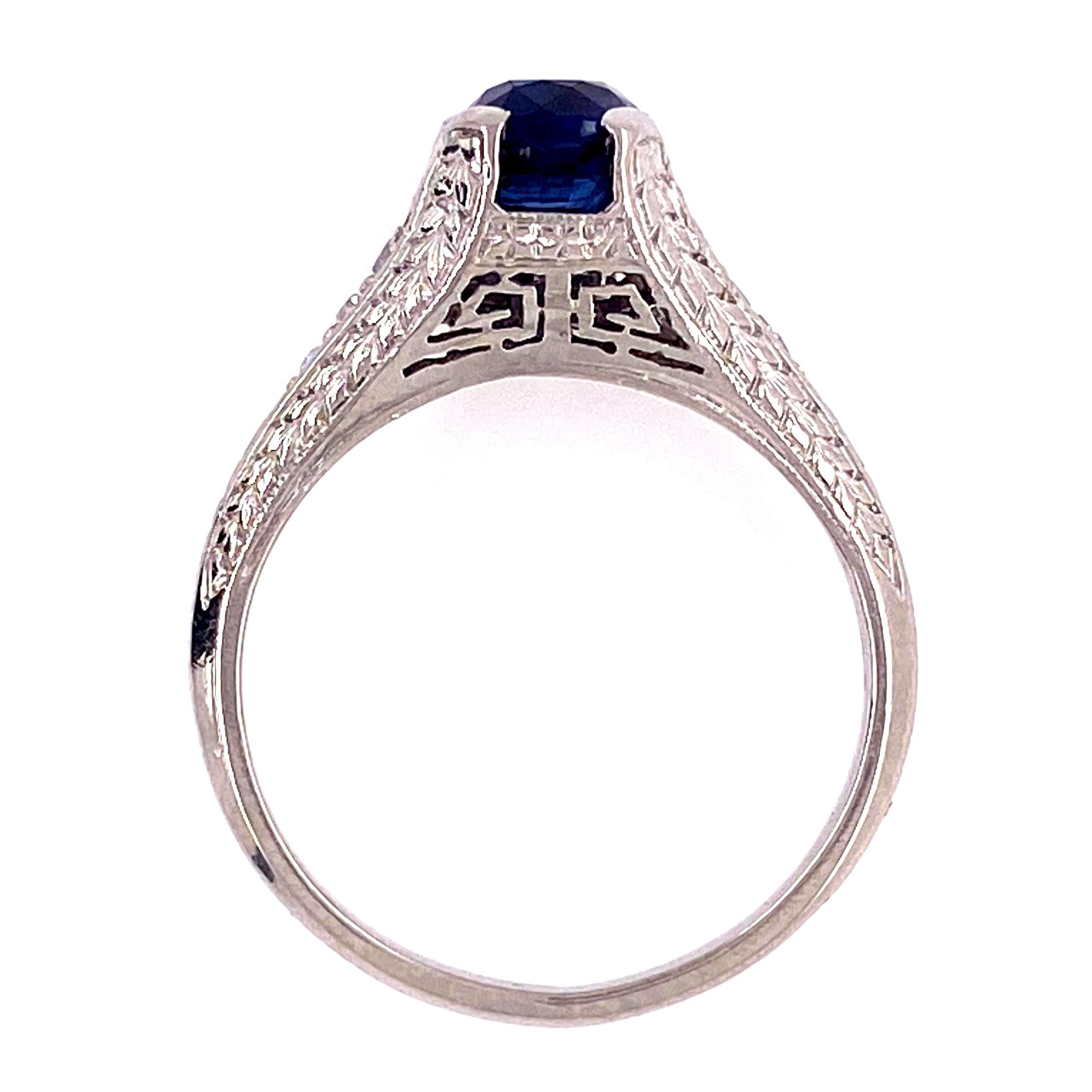 Women's Vintage 1.05 Carat Sapphire Diamond Art Deco Platinum Ring Fine Estate Jewelry For Sale