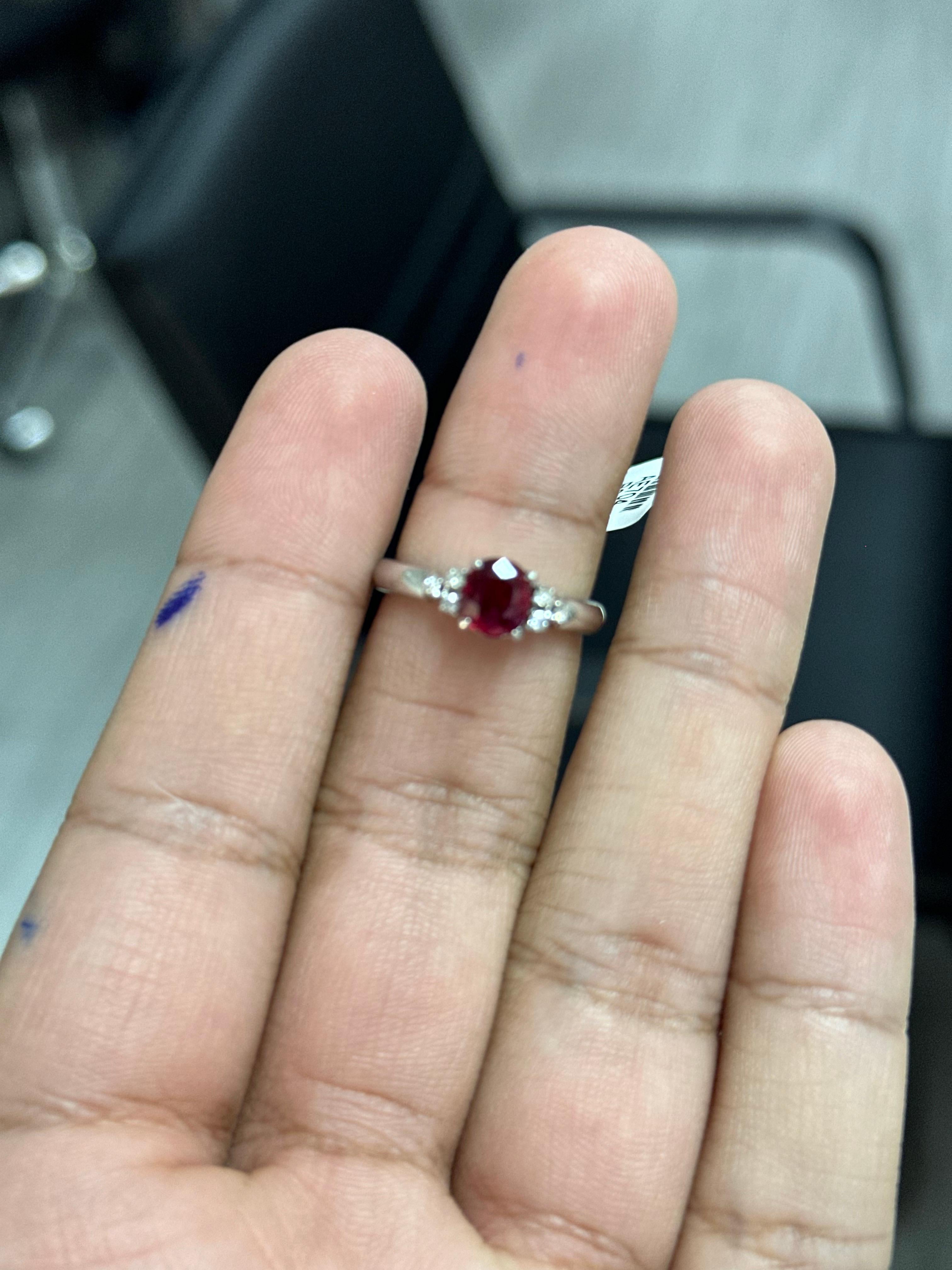 Oval Cut 1.05 Carat Thai-origin Ruby & Diamond Ring in 18K White Gold For Sale
