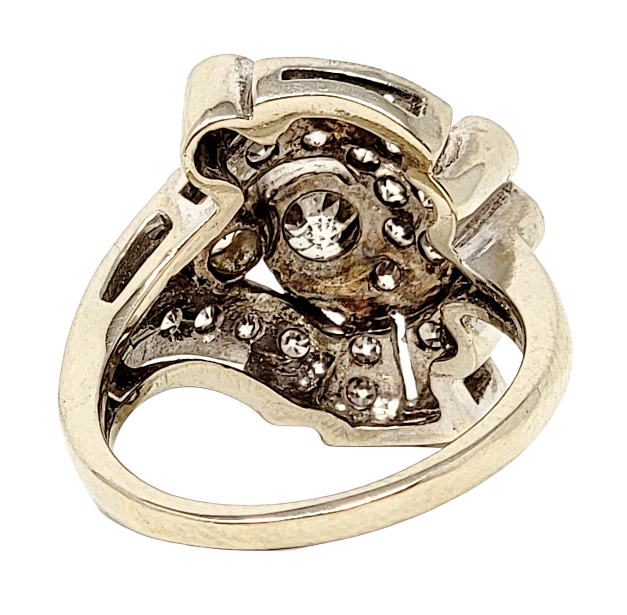 1.05 Carats Total Vintage Old Mine Cut Diamond Cluster Ring 14 Karat White Gold For Sale 1