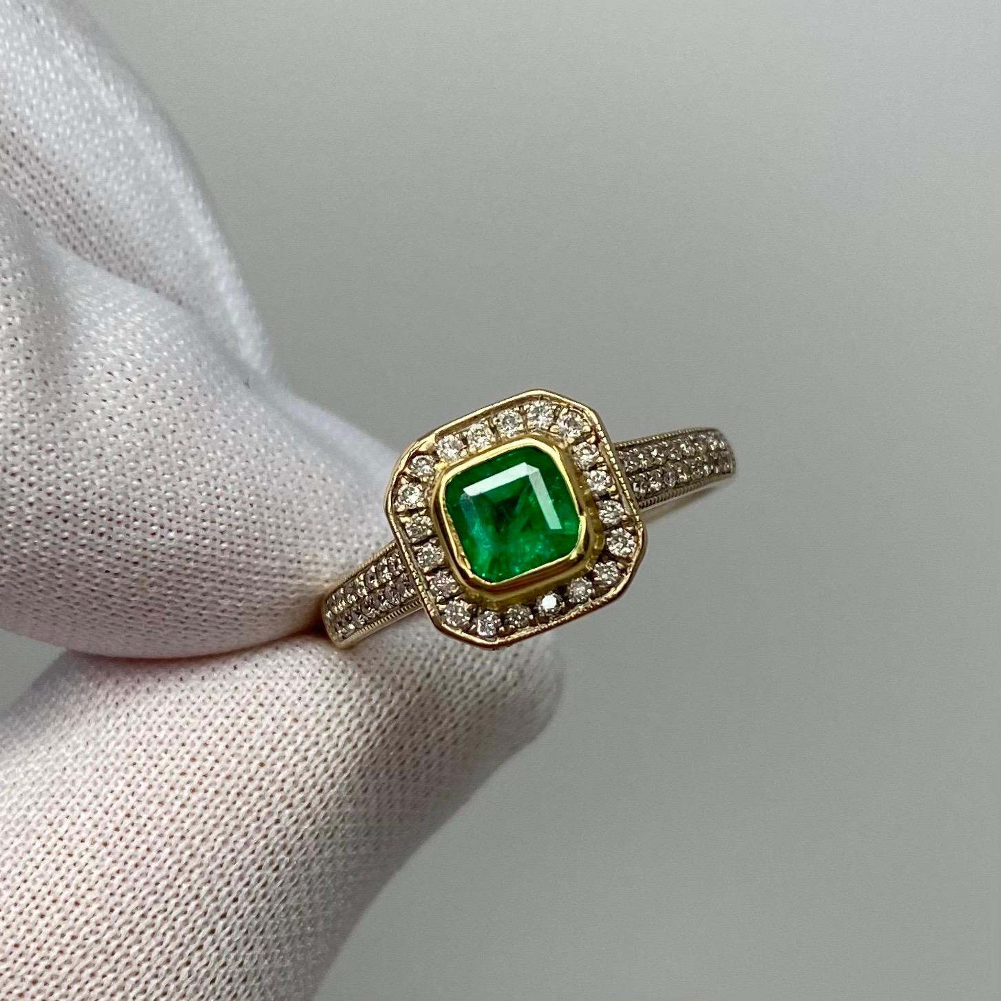 1.05 Carat Vivid Green Colombian Emerald Diamond Art Deco Style 18K Gold Ring In New Condition In Birmingham, GB