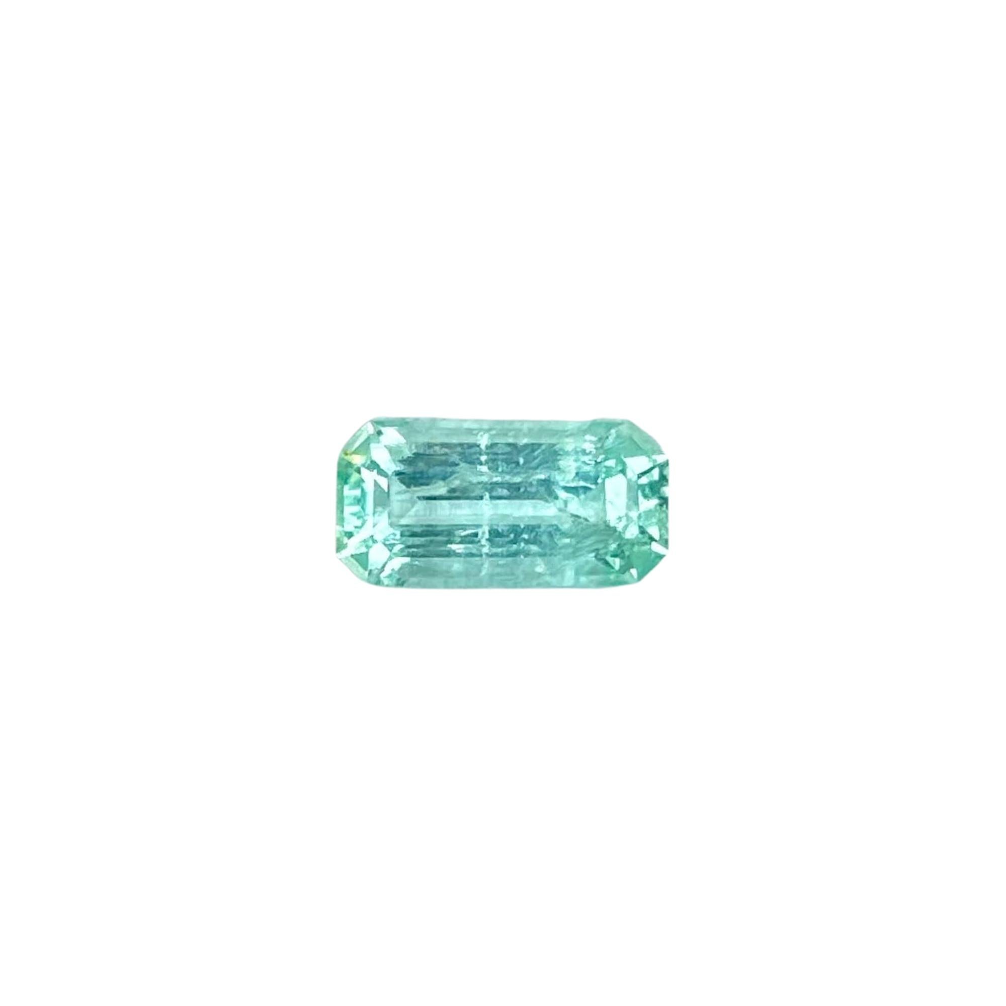 1.05 carats Emerald Stone Emerald Cut Natural Gemstone from Afghanistan For Sale 4