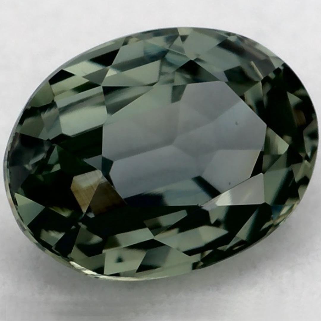 Taglio ovale 1.05 carati di zaffiro verde ovale sfuso in vendita
