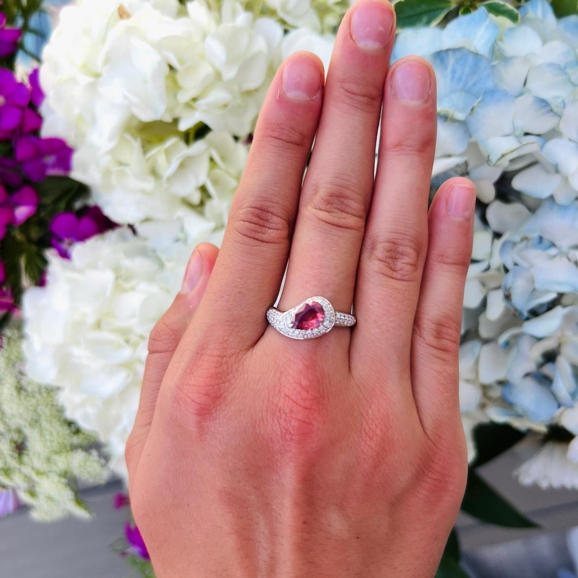 Anello con zaffiro Padparadscha da 1,05 carati senza calore in oro bianco 18 carati in vendita 5