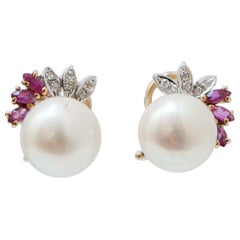 Boucles d'oreilles en or rose 14 carats, perles, rubis, diamants et perles de 10,5 m