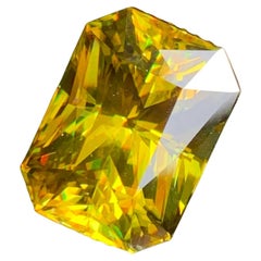 10.50 Carat Loose Fine Sphene Stone Modified Emerald Madagascar's Gemstone