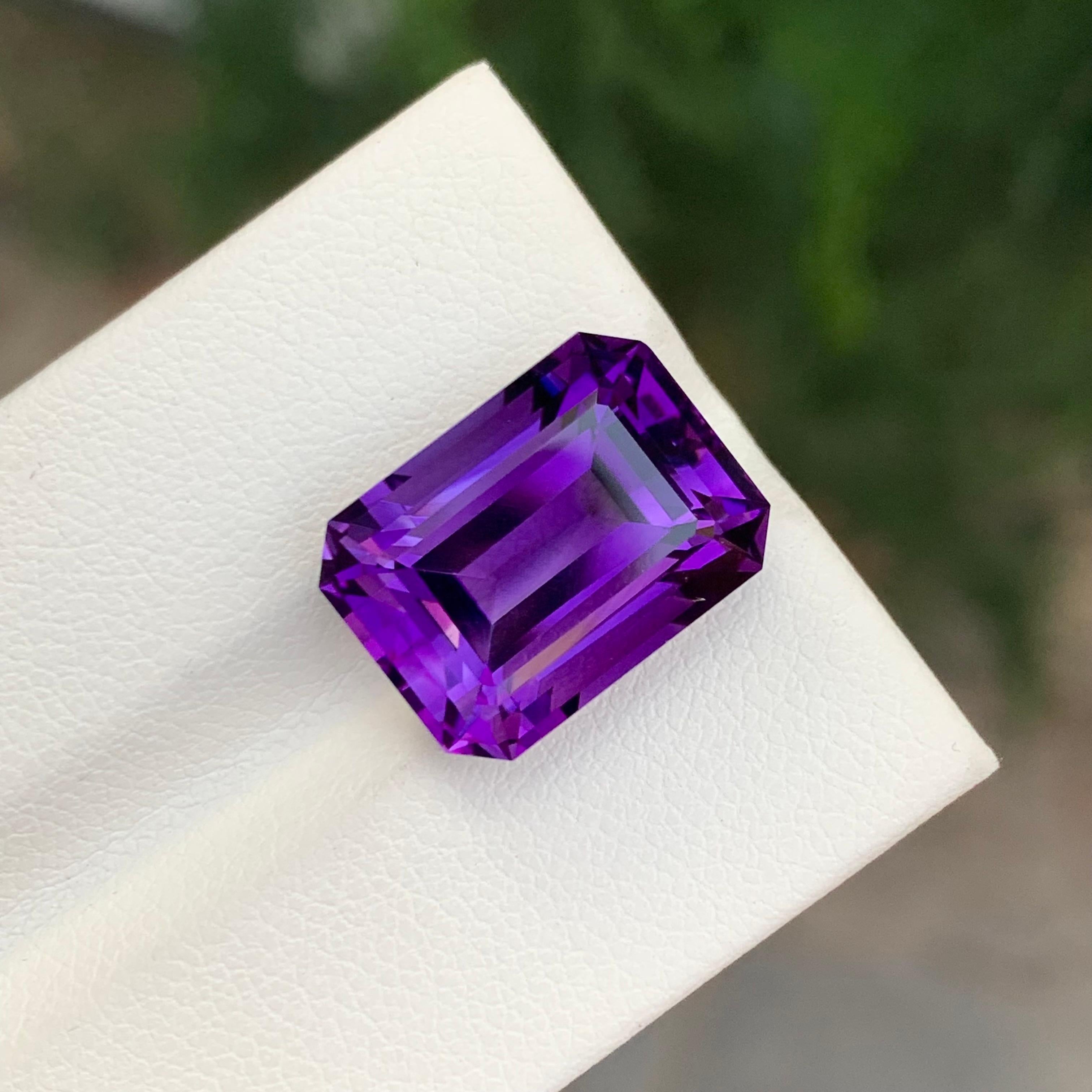 10.50 carati di ametista viola profonda naturale sfusa a forma di smeraldo in vendita 4