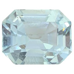 10.50 Karat Natürlicher loser hellblauer Aquamarin Smaragdschliff Pakistanischer Edelstein