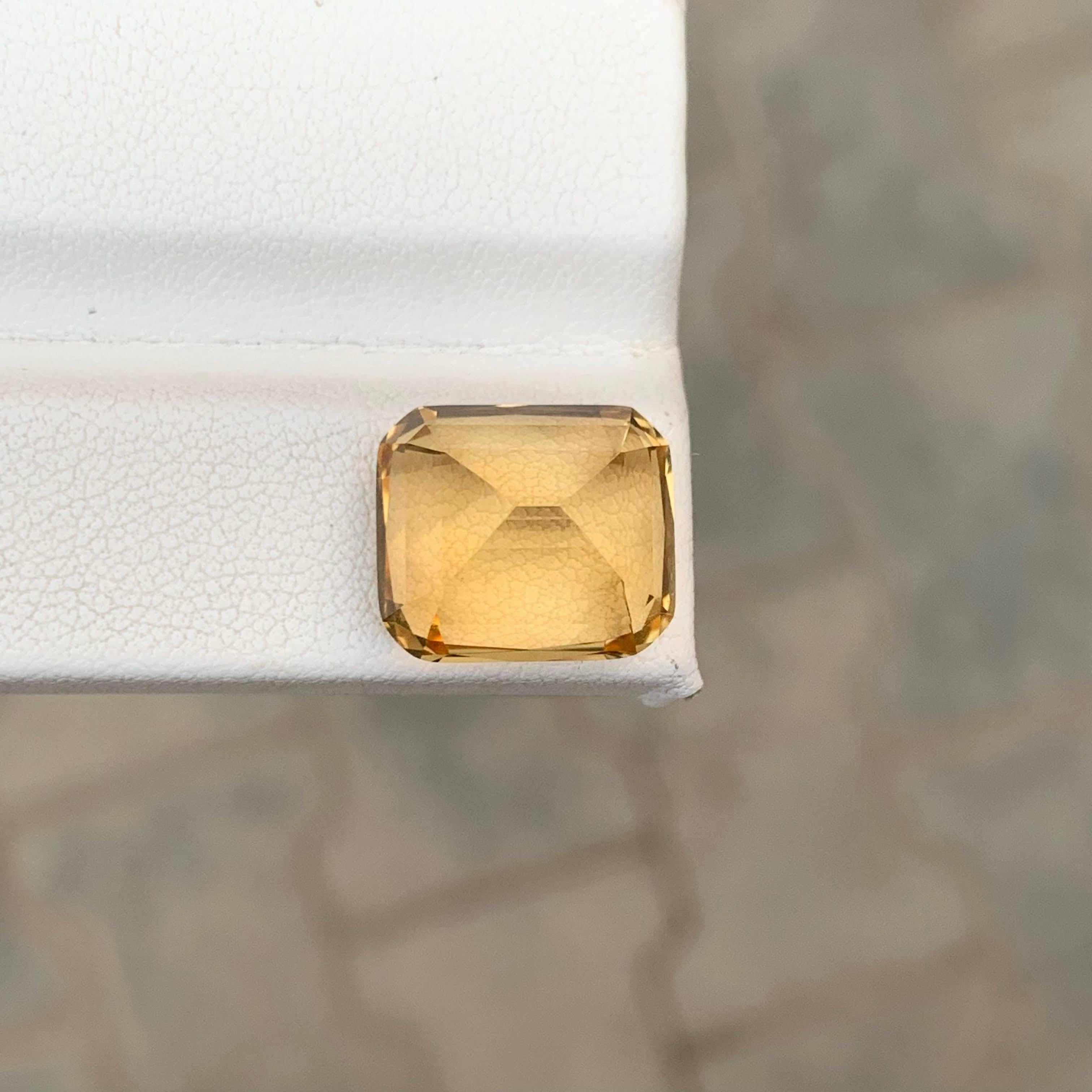 10.50 Carati Nature Sciolto Giallo Oro Citrino Taglio Cuscino Gemma Brasiliana in vendita 1