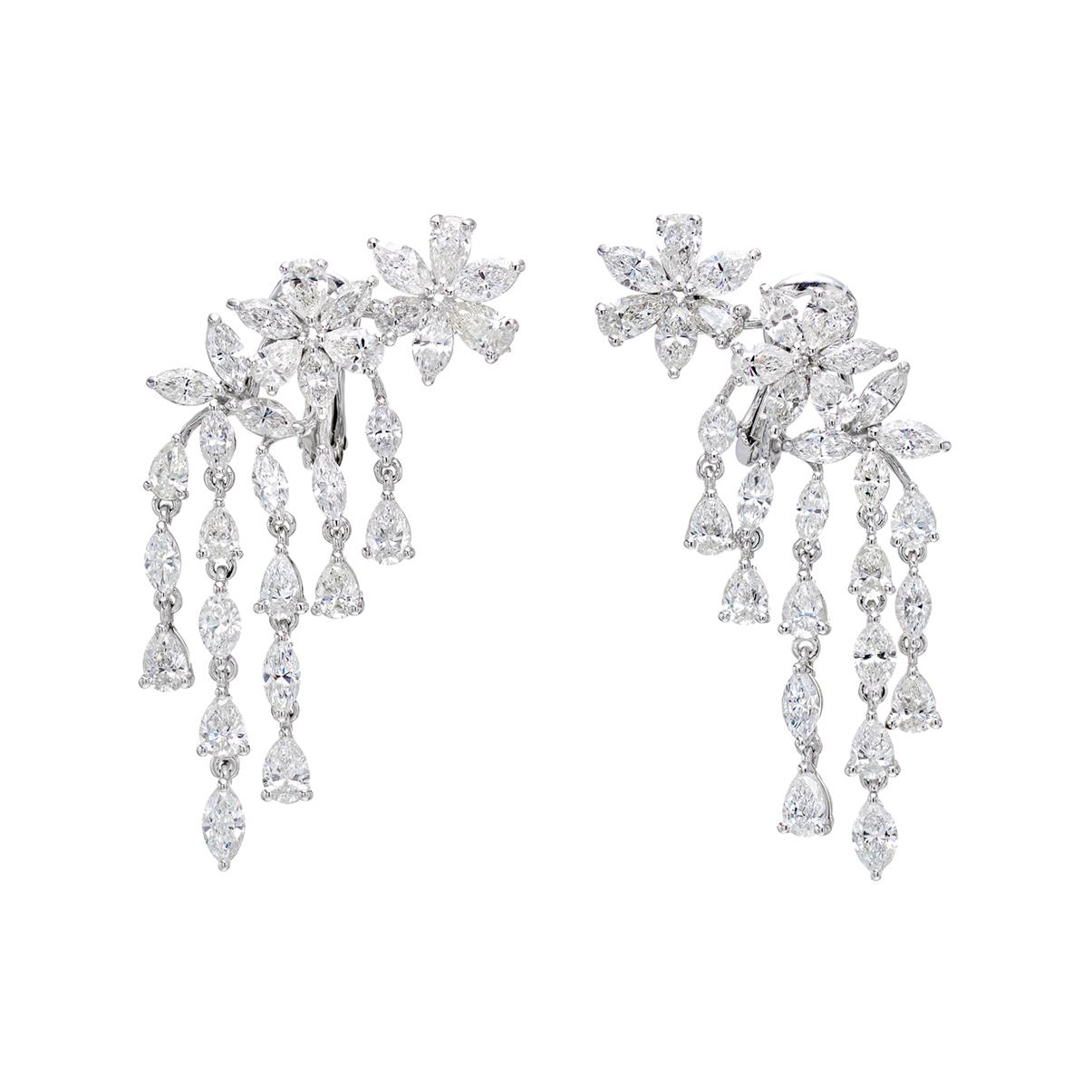 Boucles d'oreilles chandelier en or 18 carats avec diamants en forme de poire et fleurs marquises de 10,50 carats