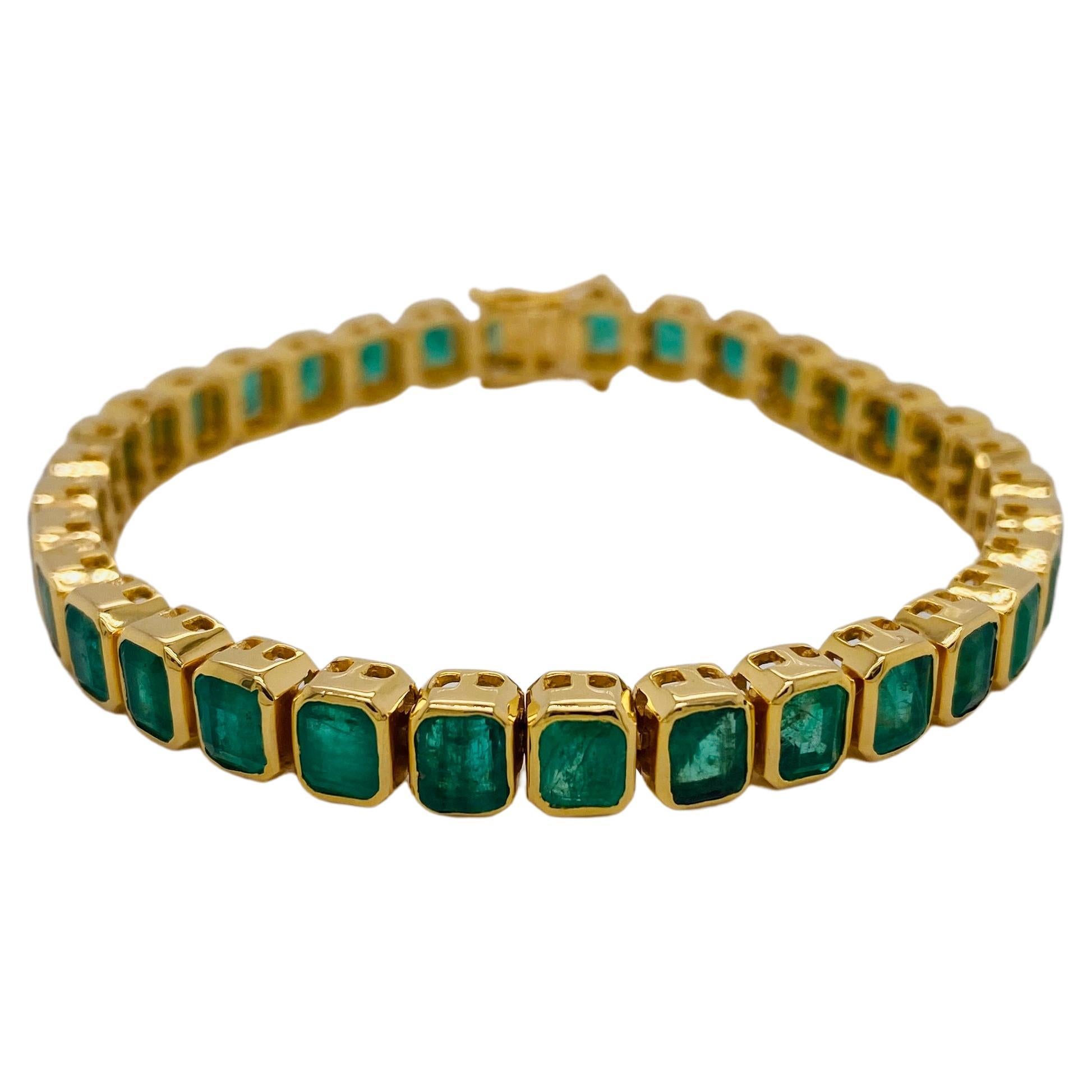 10.50 carats Emerald Tennis Line Bracelet Bezel Set, 14K Yellow Gold, 7.5 inches