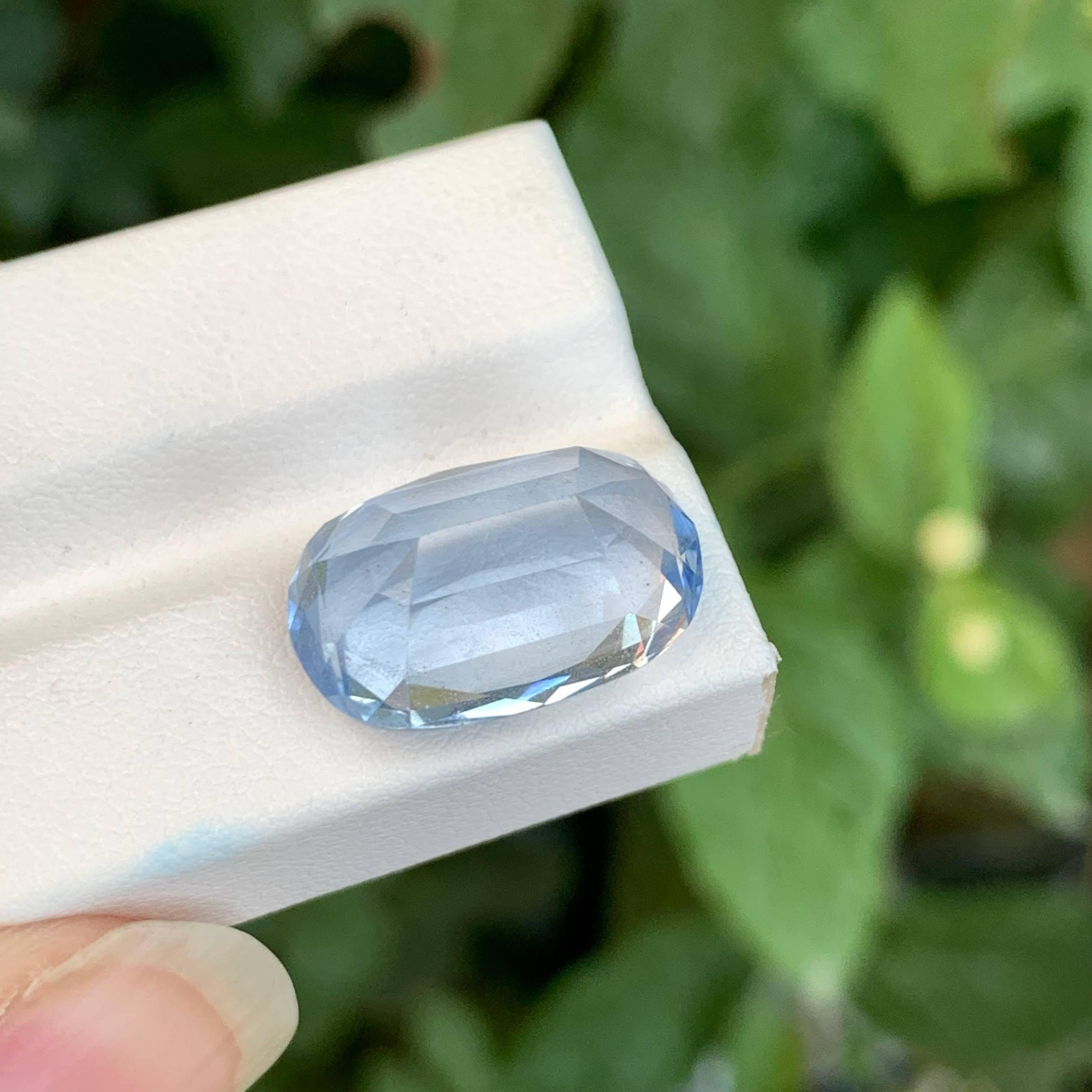 10.50 carats Loose Aquamarine Goshenite Stone Oval Cut Natural Pakistani Gem in vendita 3