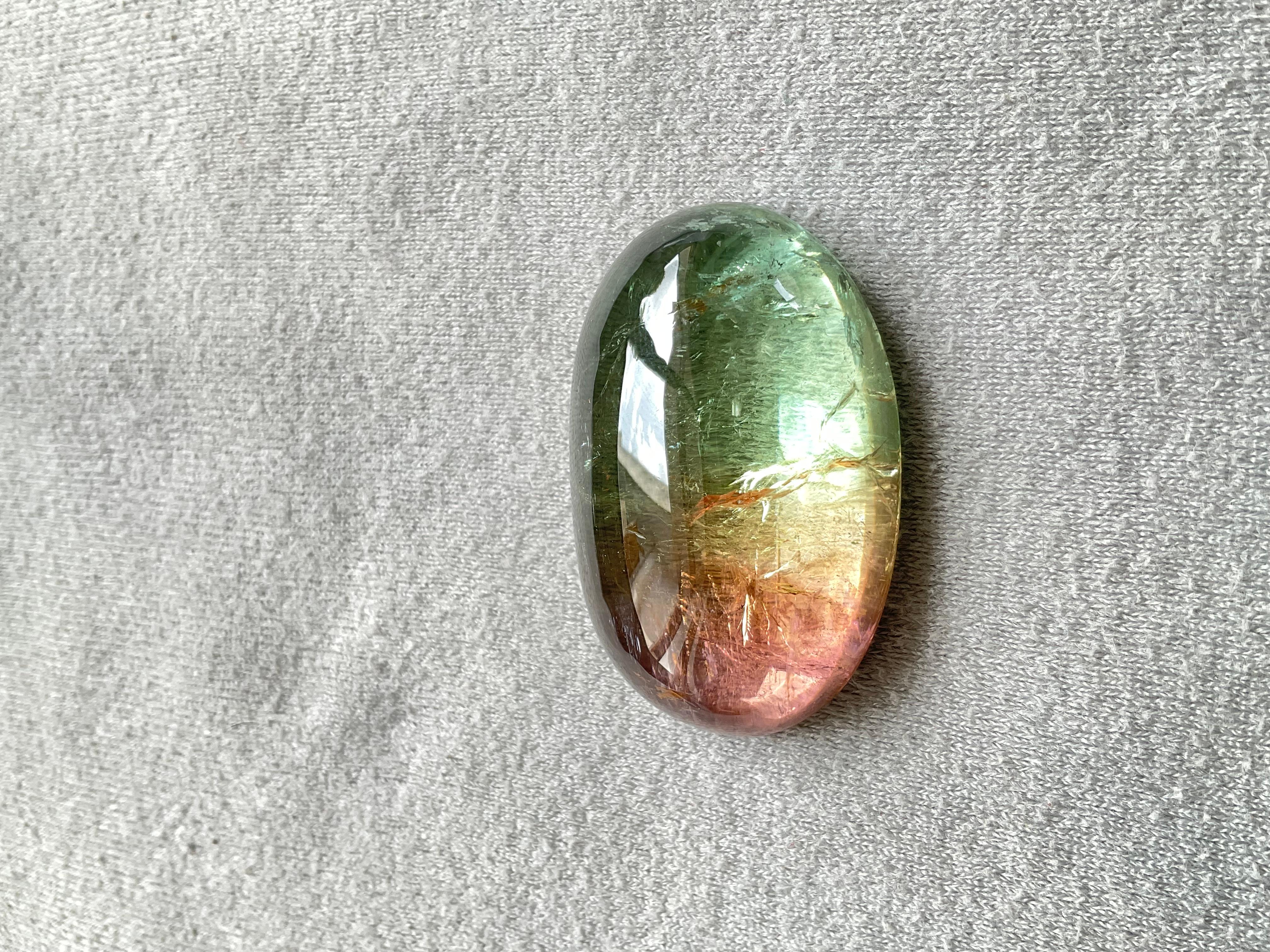 105.03 Carats Bi Color Tourmaline Oval cabochon very good quality color variety In New Condition For Sale In Jaipur, RJ