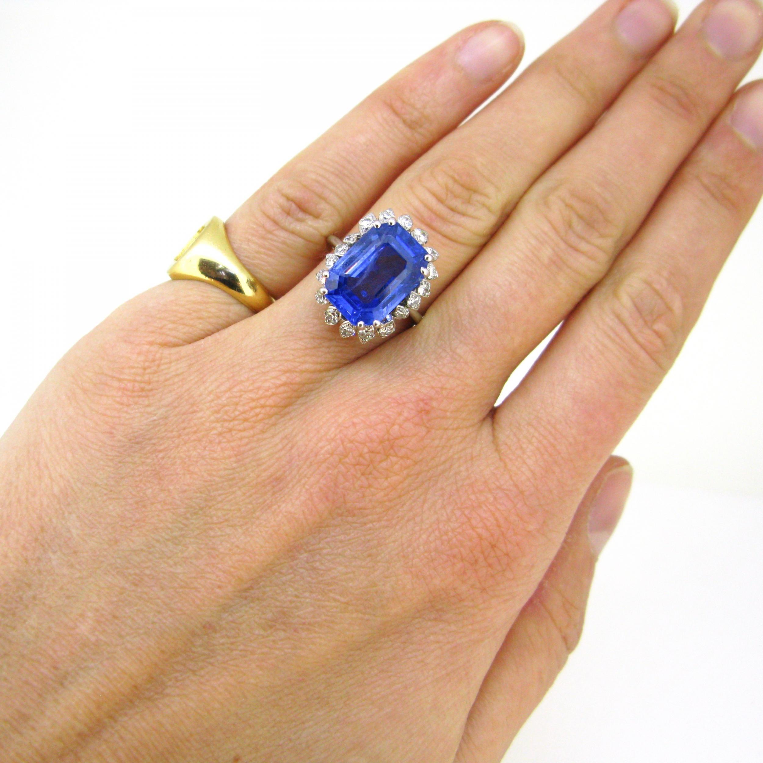 10.50 Carat Ceylon Natural Sapphire Diamonds Cluster Ring by Wald 1