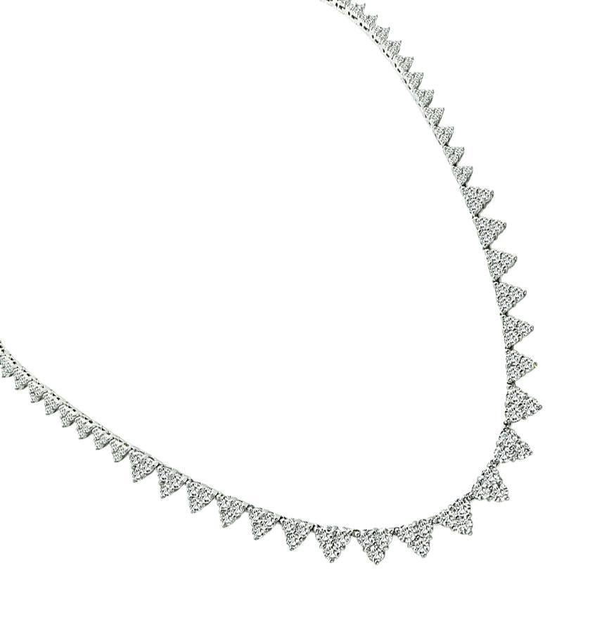 Round Cut 10.50ct Diamond Necklace For Sale
