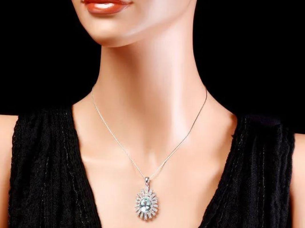 10.50Ct Natural Aquamarine and Diamond 14K Solid White Gold Pendant In New Condition For Sale In Los Angeles, CA
