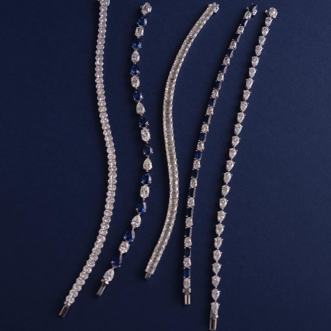 Pear Cut 10.50ct Pear Diamond Tennis Bracelet For Sale