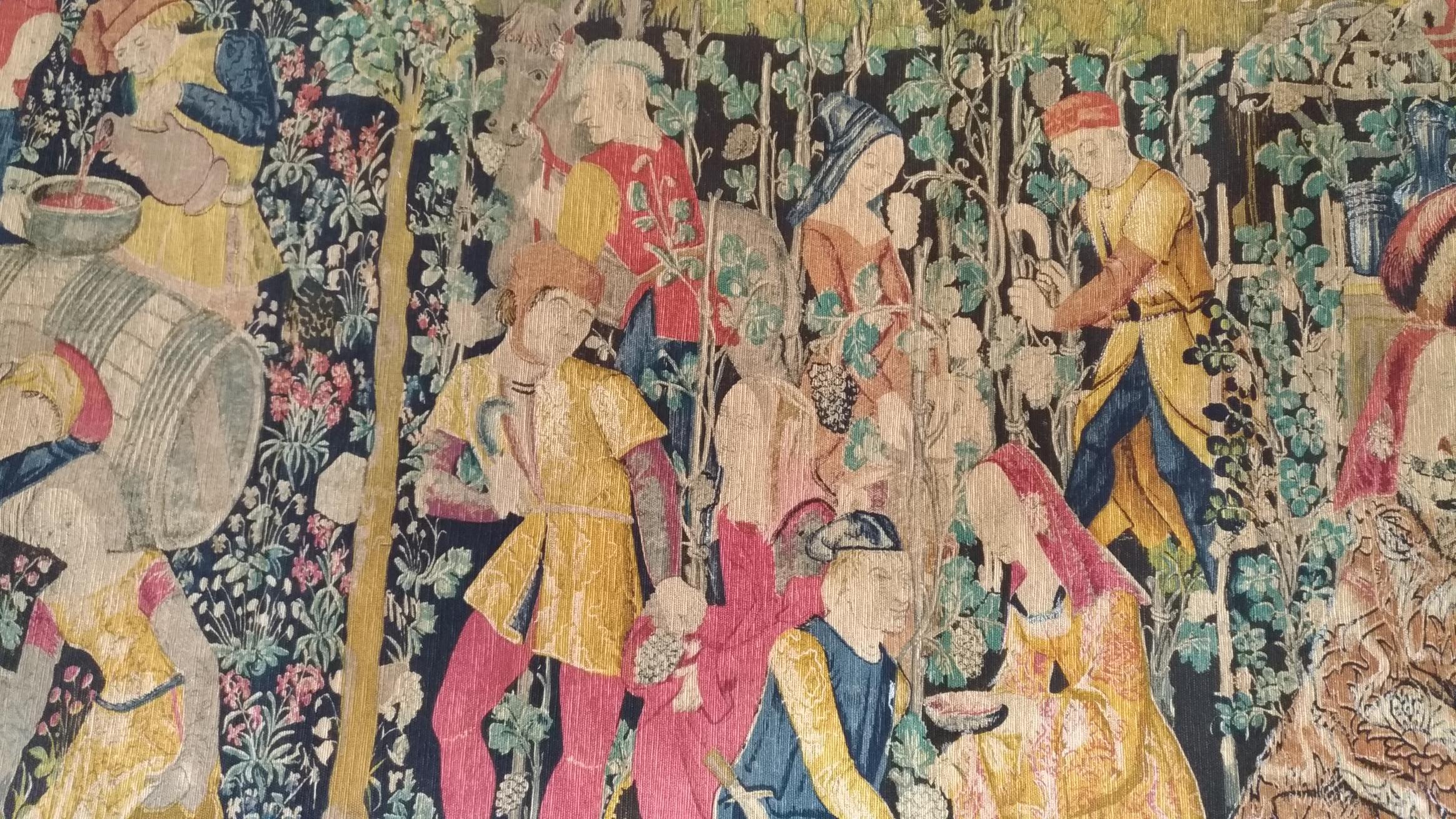 1051, 20th Century Handmade Printed Tapestry In Excellent Condition For Sale In Paris, FR