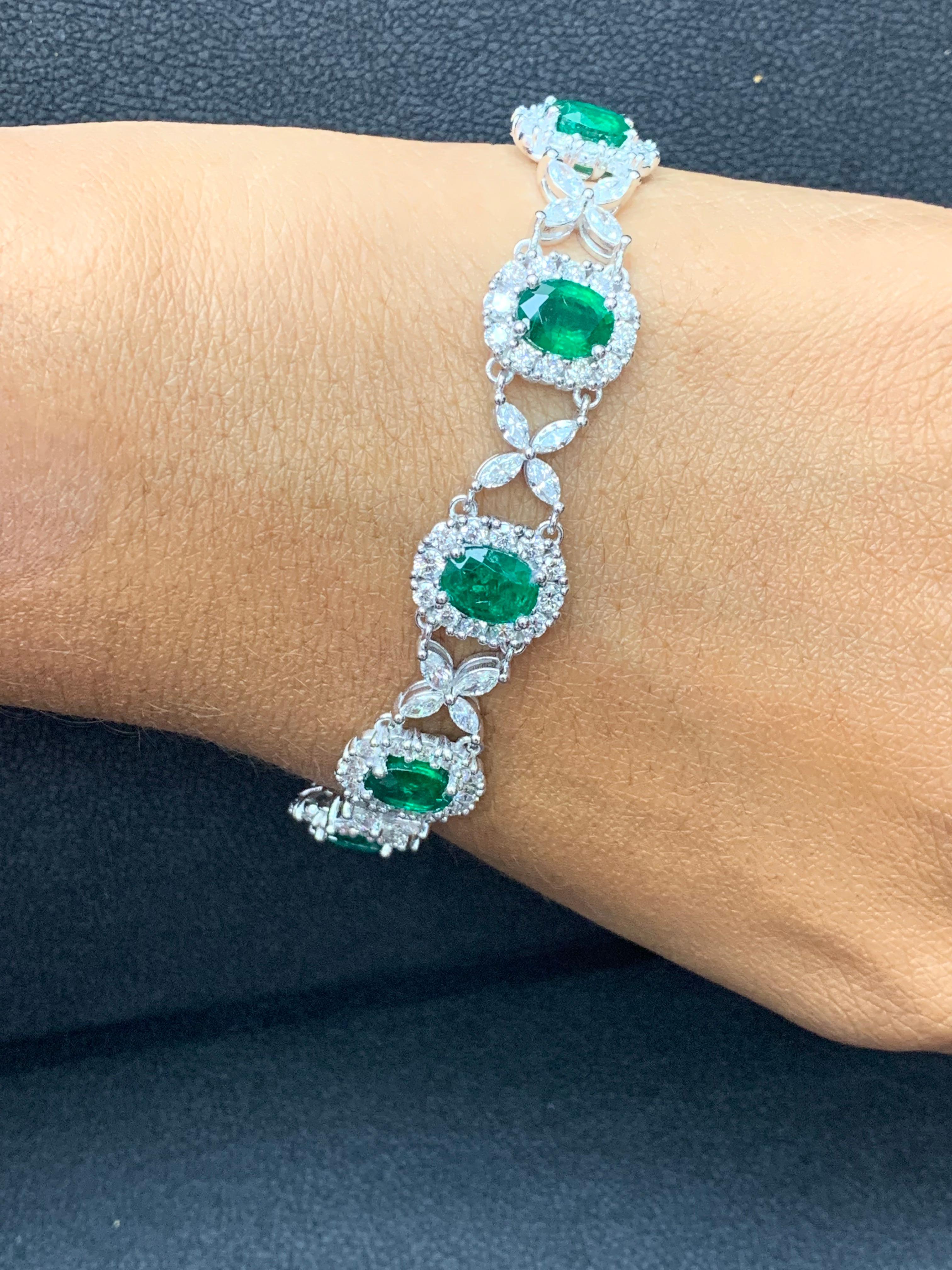 10.52 Carat Oval Cut Emerald and Diamond Tennis Bracelet in 14K White Gold For Sale 9
