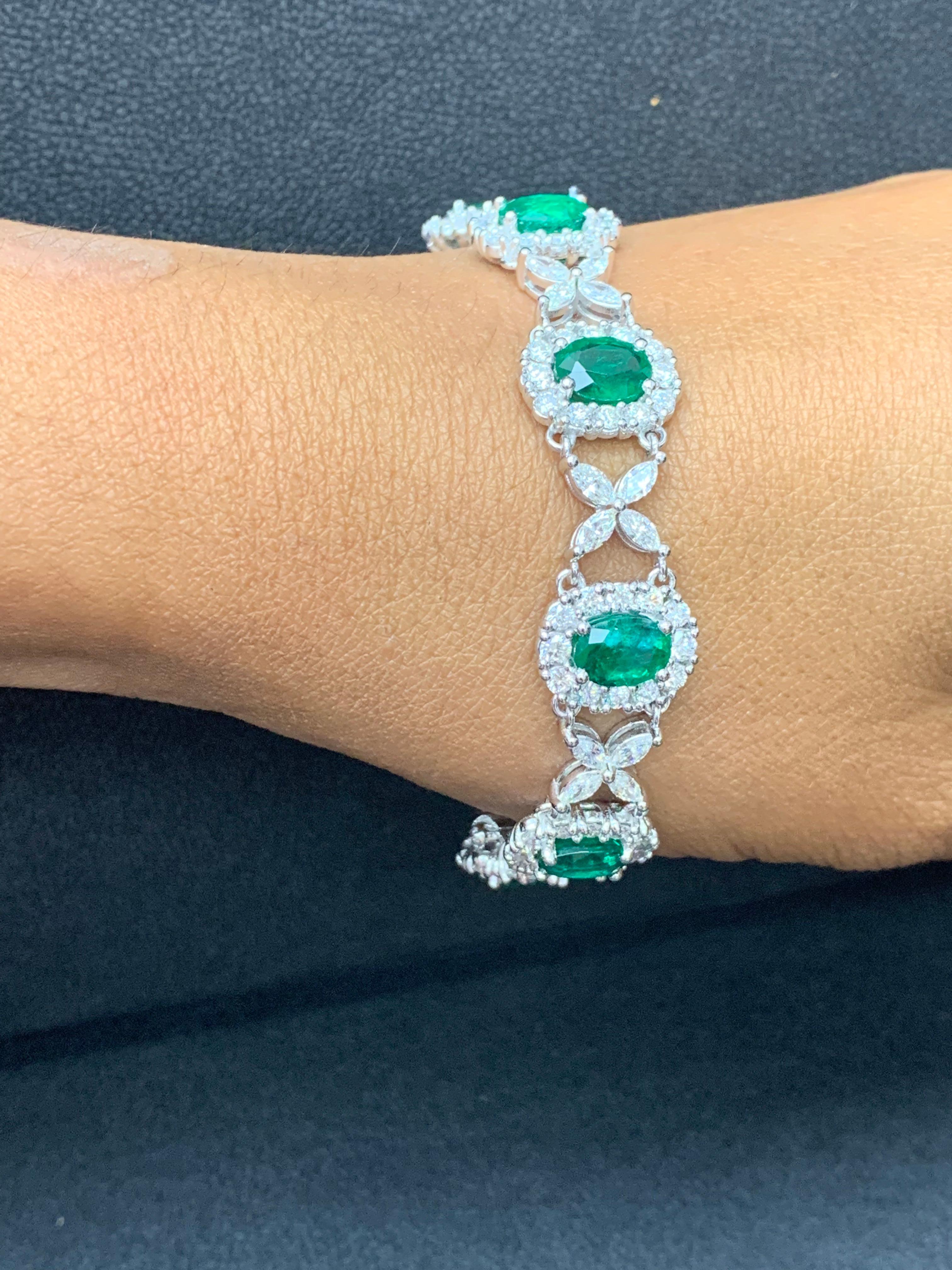 10.52 Carat Oval Cut Emerald and Diamond Tennis Bracelet in 14K White Gold For Sale 10