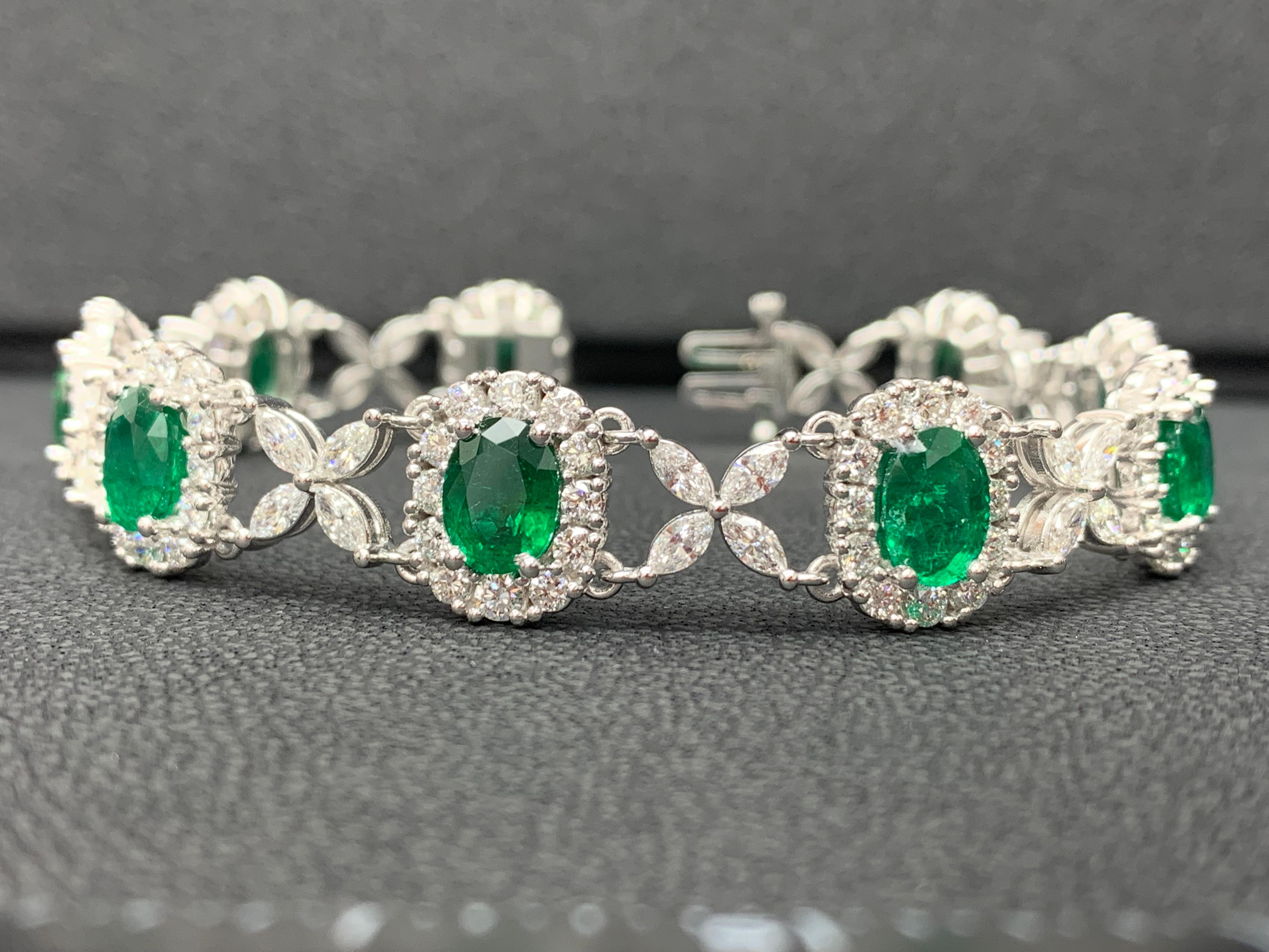 10.52 Carat Oval Cut Emerald and Diamond Tennis Bracelet in 14K White Gold For Sale 2