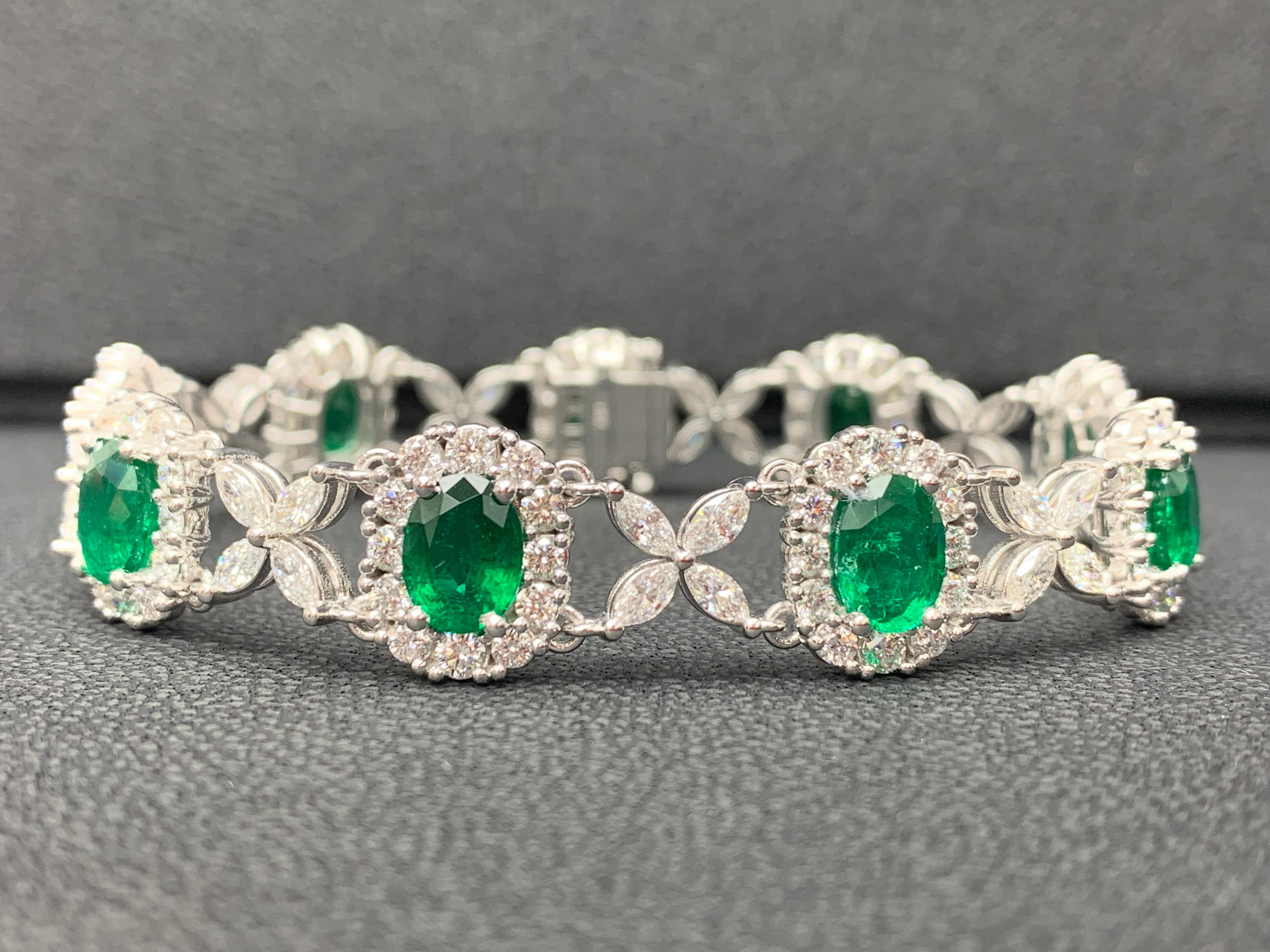 10.52 Carat Oval Cut Emerald and Diamond Tennis Bracelet in 14K White Gold For Sale 3