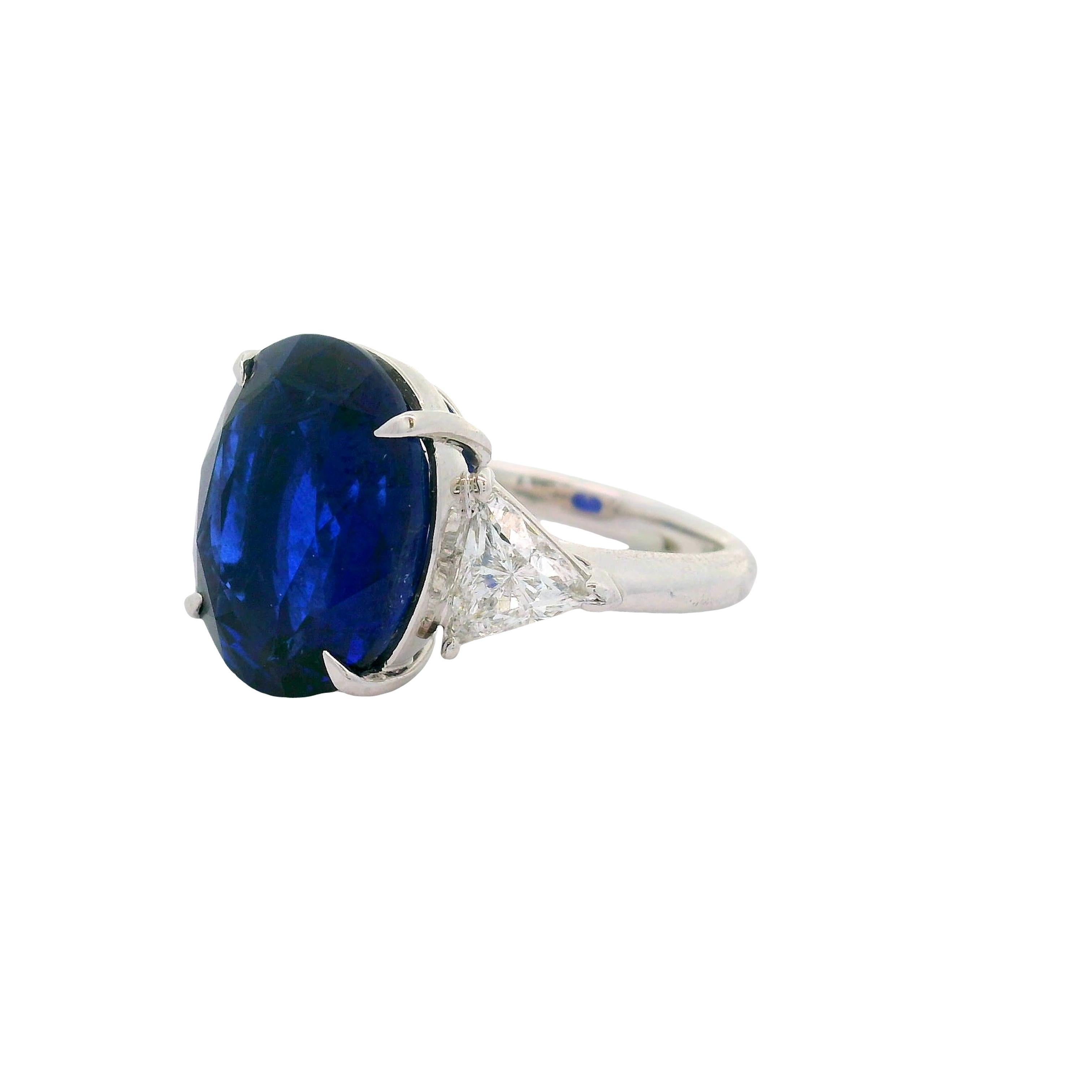 10,53 Karat  Royal-Blue Ceylon Sapphire Diamond Platinum Ring, GRS zertifiziert im Zustand „Hervorragend“ im Angebot in Beverly Hills, CA