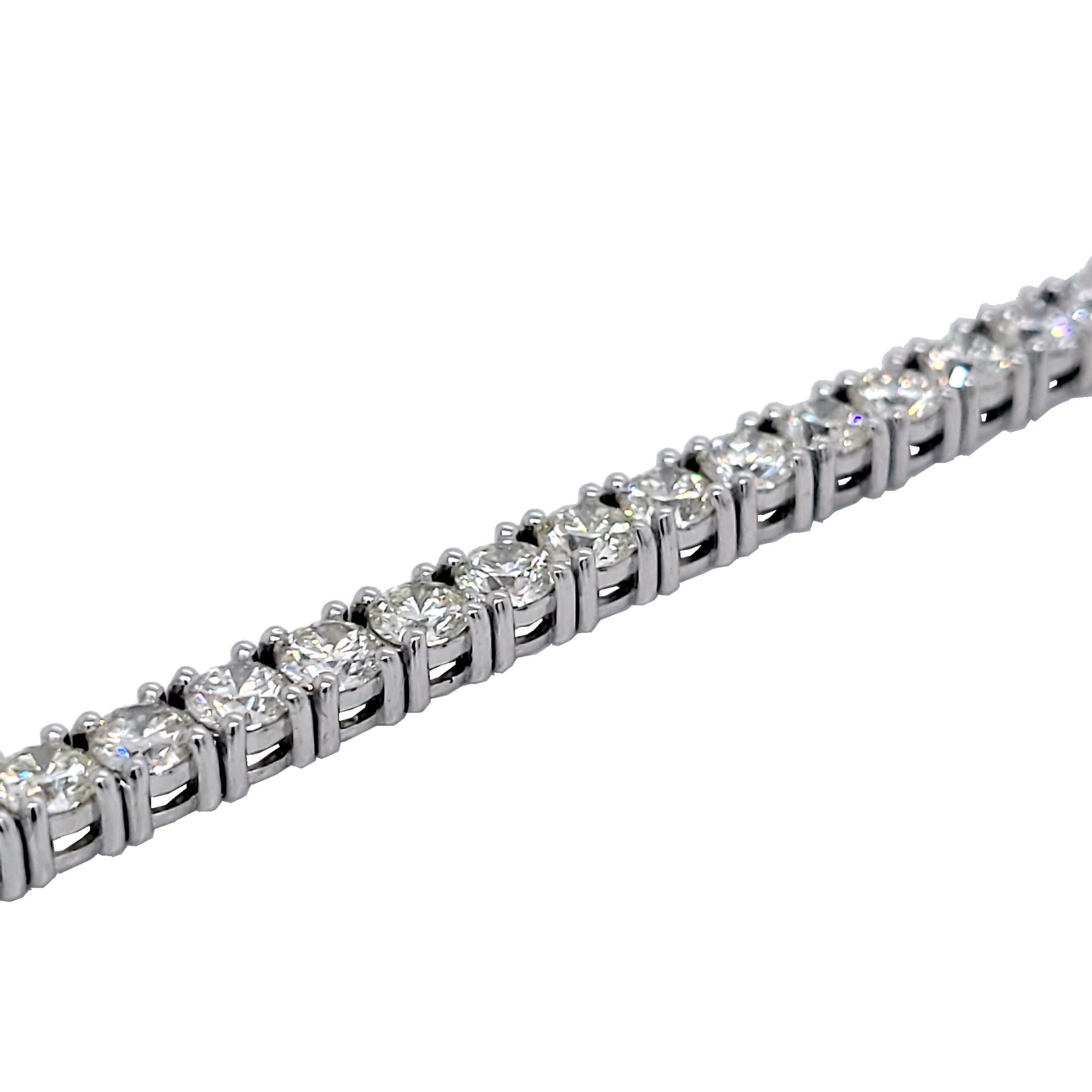 10.55 Carat 4-Prong Set Round Brilliant Diamond 14K Gold Tennis Bracelet In New Condition For Sale In Los Angeles, CA