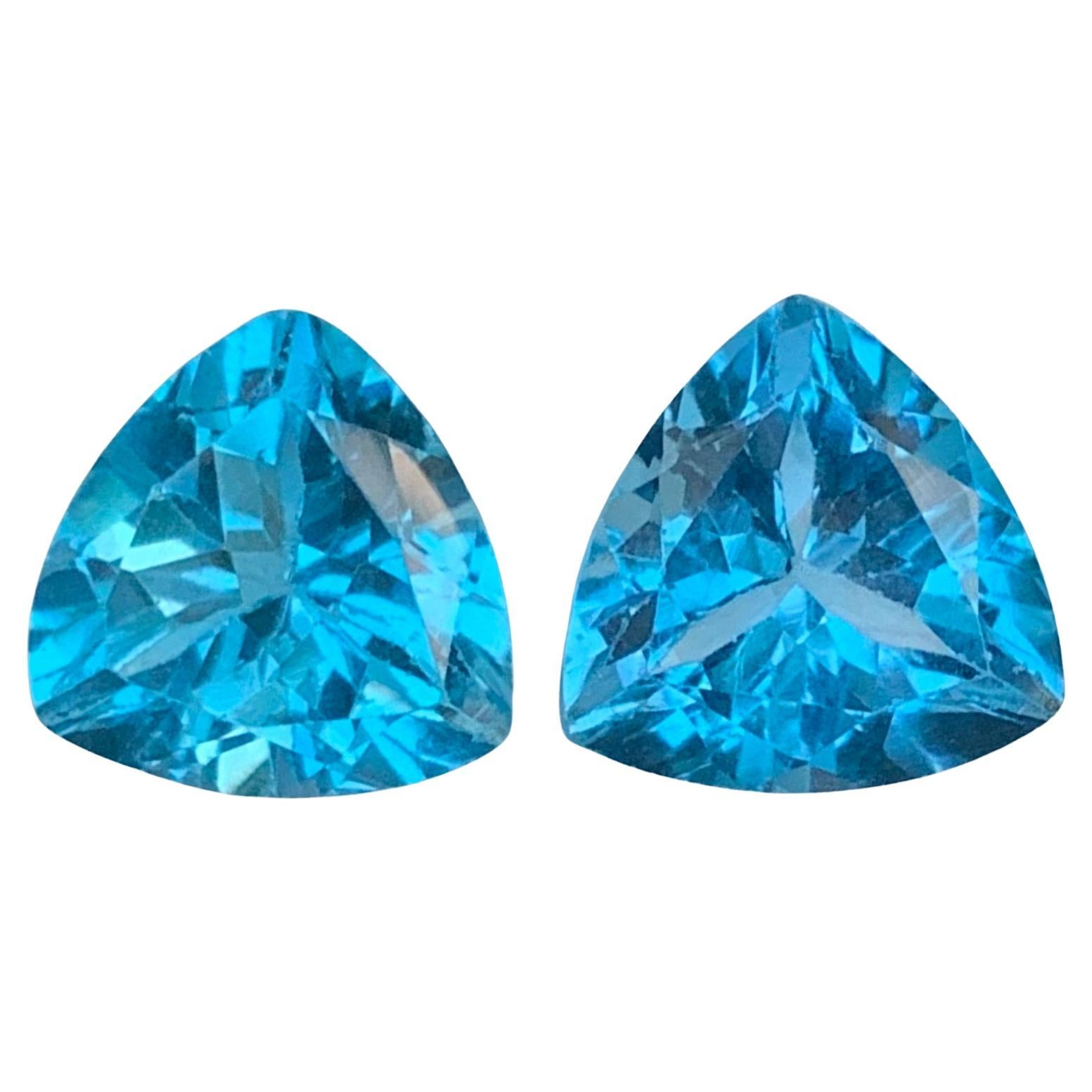10,55 carati di topazio blu di Londra, coppia di gemme naturali sciolte per orecchini in vendita