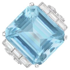 Bague aigue-marine 10,55ct, taille émeraude, platine